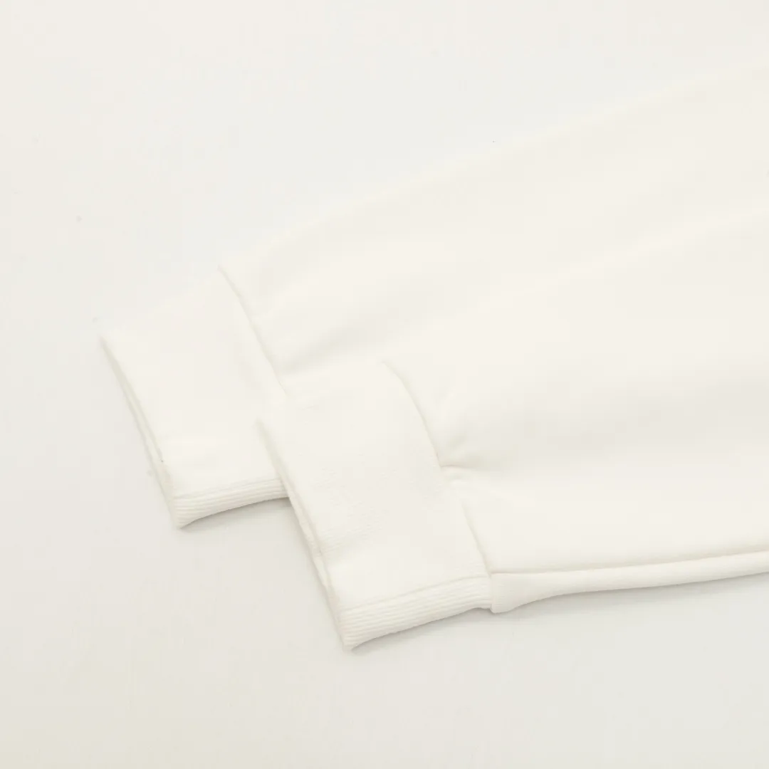 🅿️500 Balenciaga 25FW round neck sweatshirt with small letters, 480g high-grade combed cotton fabric, counter collar label, purchasing grade white thick plate hang tag, original hanging grain, three-dimensional foam printing on the front and back, strong sense of layering, same style for men and women, couple style, oversize version, loose size: S-XL