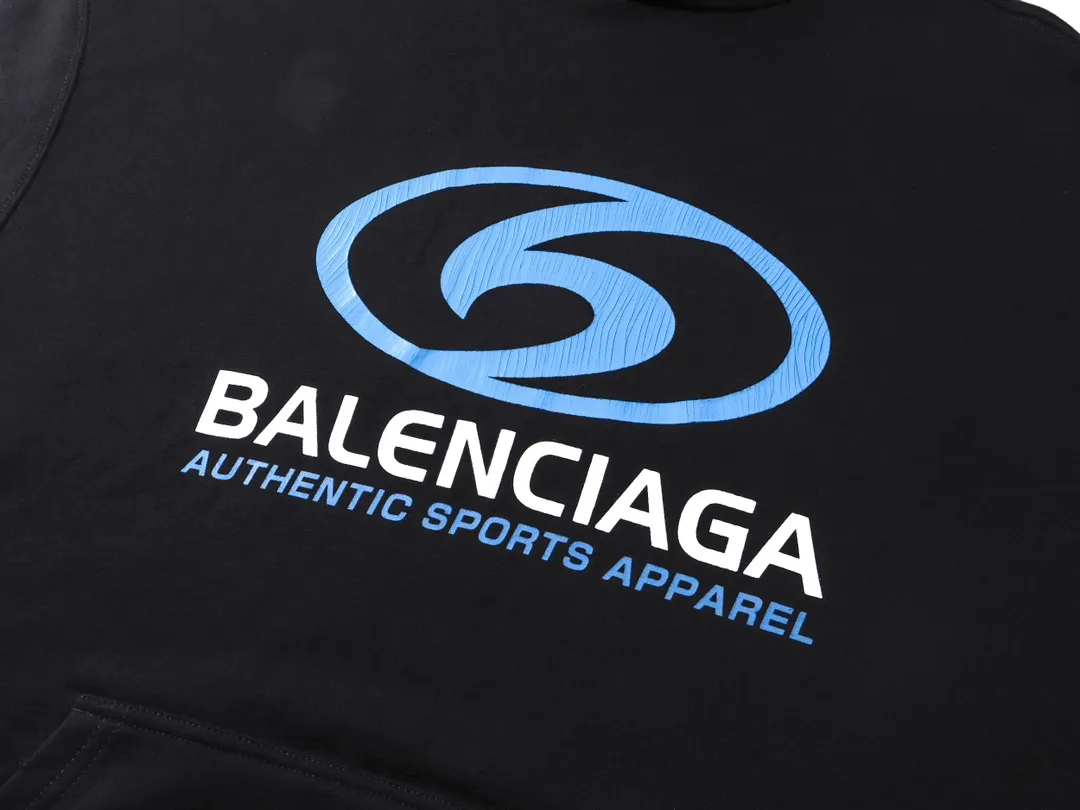 🅿️330 real photos [Top version. Official website quality] BALENCI*GA/Paris. 2024 new style. Paris surf pattern letter printing straight cracks. Ready-to-wear worn and distressed hooded sweatshirt, brick cabinet synchronization. Genuine product developed at the first time, happy to print and compare! The fabric is made of Paris ZP custom-woven and dyed cotton terry sweatshirt. Weighing 460 grams, the cloth surface is clean. The cloth pattern is clear, soft and comfortable. The threads are dyed with no color difference. The classic LOGO is printed using environmentally friendly imported materials with clear pattern letters and a three-dimensional effect. Restored brick cabinet. Ready-made garments are washed, worn and distressed. Different market currency. Welcome to compare. The version adopts OS loose shoulder style. Same style for men and women. Code: BL238931 Color: gray blue, gray white Size: XS S M L