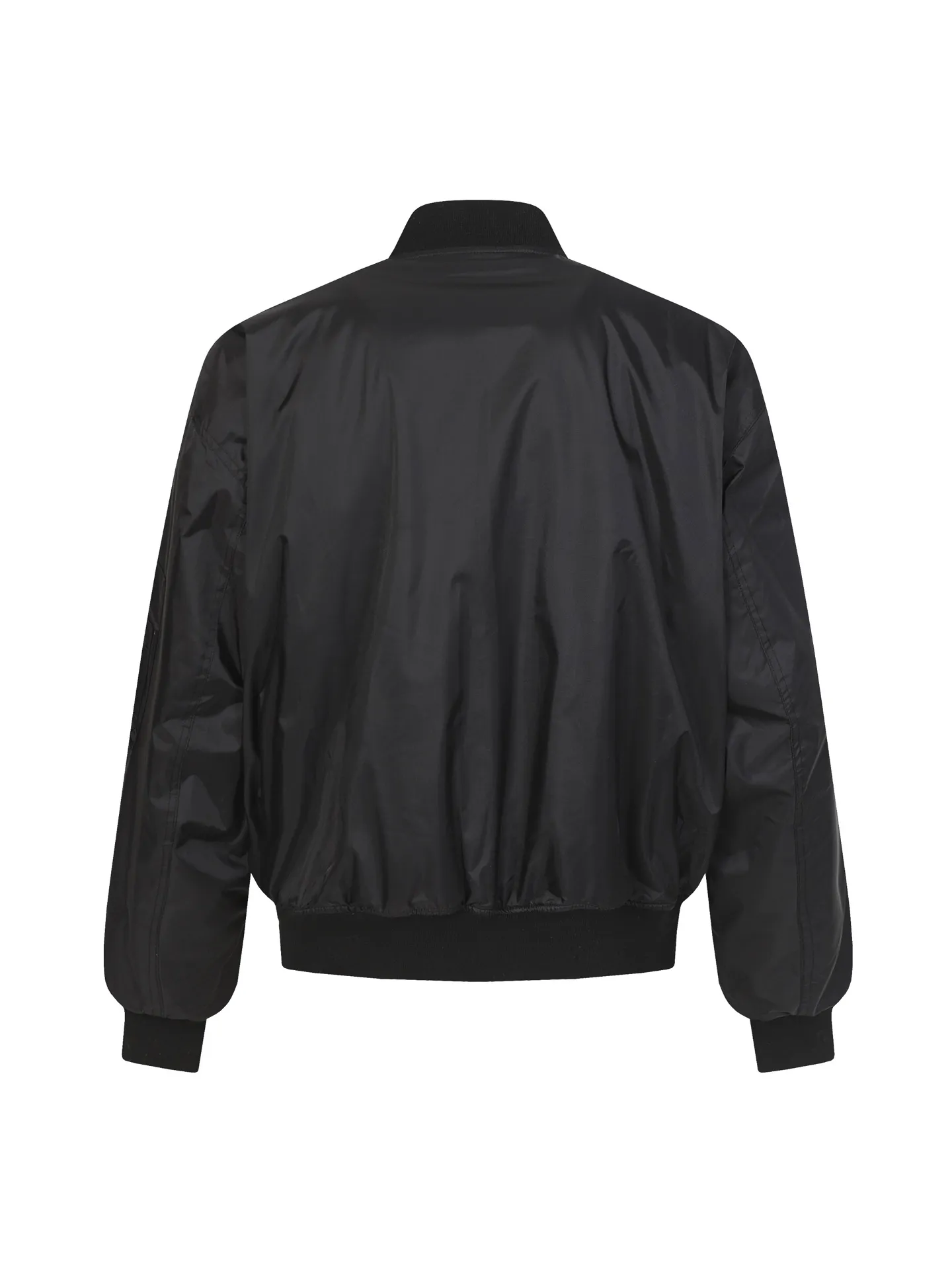 🅿️650 [Original quality] Balenciaga/Balenciaga patched bomber jacket. Customized dense-pore cold-pressed fiber nylon fabric and velvet cloud cotton sheet inside. Full texture. Thick and solid. Every inch contains heavy warmth. The warm light of burgundy purple is the main tone. It is flamboyant and restrained. The slightly dropped shoulder silhouette is flattering. The gold lion emblem patch is embellished on the chest, continuing the identity identification function of the badge. A silent statement when worn on the body. The lining and padding design highlights the wrapping effect and subtly combines the warmth of cotton clothing with the aesthetics of life. Leading the trend in the name of design. Process 1: Using imported machine embroidery technology. Using advanced computer control systems and precision mechanical components. Paris lion emblem patch embroidery operation with high precision and smooth and delicate lines. Process 2: Purely manual disassembly process after water. After completing the initial combination of the lining fabric and the cotton piece, the craftsman will make further adjustments and disassembly in the water. The lining fabric and the cotton piece can achieve a perfect combination, making the lining fabric and the cotton piece more closely combined, beautiful and neat. Process 3: Template machine bag opening. The preset template guides the position, shape and size of the bag opening. The accuracy ensures the quality of the bag opening effect. Accessories: Customized 1:1 Paris bronze alloy zipper. Customized 1:1 Paris leather pull tab. Customized 1:1 Paris nipple nails. Customized 1:1 Paris trademark. Version: Loose version. Size: S/M/L/XL