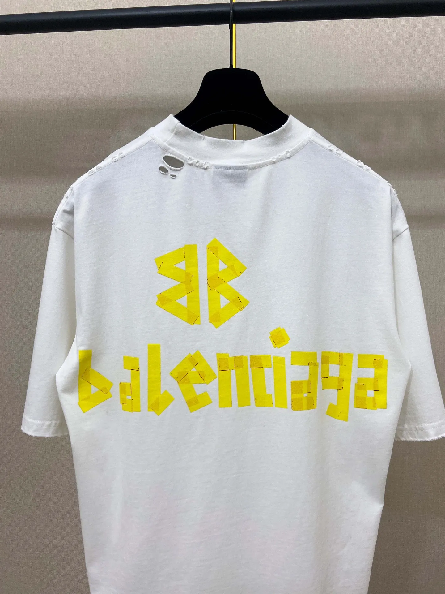 🅿️180 9110# Actual photo top version [[BALENCIA*GA] official website quality Paris new yellow tape bandage digital direct spray short-sleeved T-shirt OS version loose dropped shoulders Unisex style Fabric: 260g 100% pure cotton double yarn Process: front and rear digital direct spray garment wash worn distressed fixed color Color: gray blue white washed blue burgundy green Black silver rose red khaki Size: XS S M L