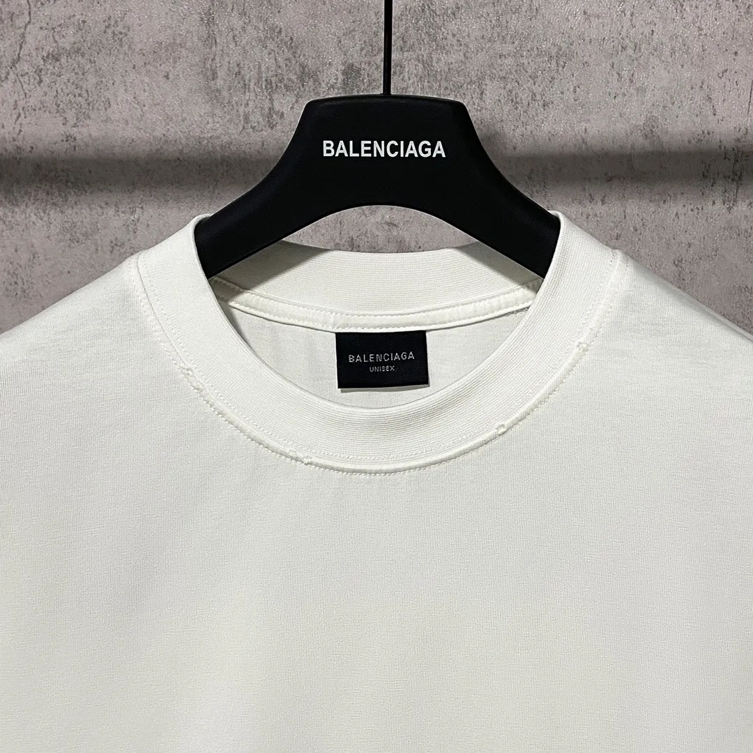 🅿️160 9132# Actual pictures Top version [[BALENCIA*GA] official website quality Paris new blur surfing LOGO pattern printed short-sleeved T-shirt OS version Loose dropped shoulders Unisex style Fabric: 260 grams 100% cotton double yarn Process: front and back printing Garment wash worn distressed fixed color Color: white Size: XS S M L