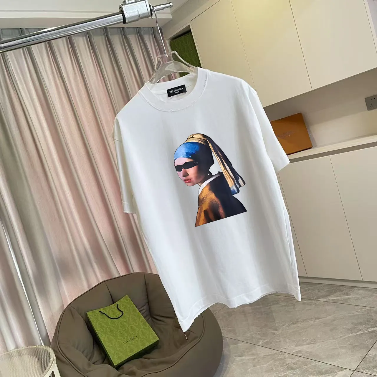 🅿️190 BALENCI*GA Paris 2025 summer new style, washed, distressed, spray-painted, personalized letter logo printing, customized fabric 320g, short-sleeved T-shirt, same style for men and women, size: S M L XL XXL five codes, color: black, white, gradient black, gradient red
