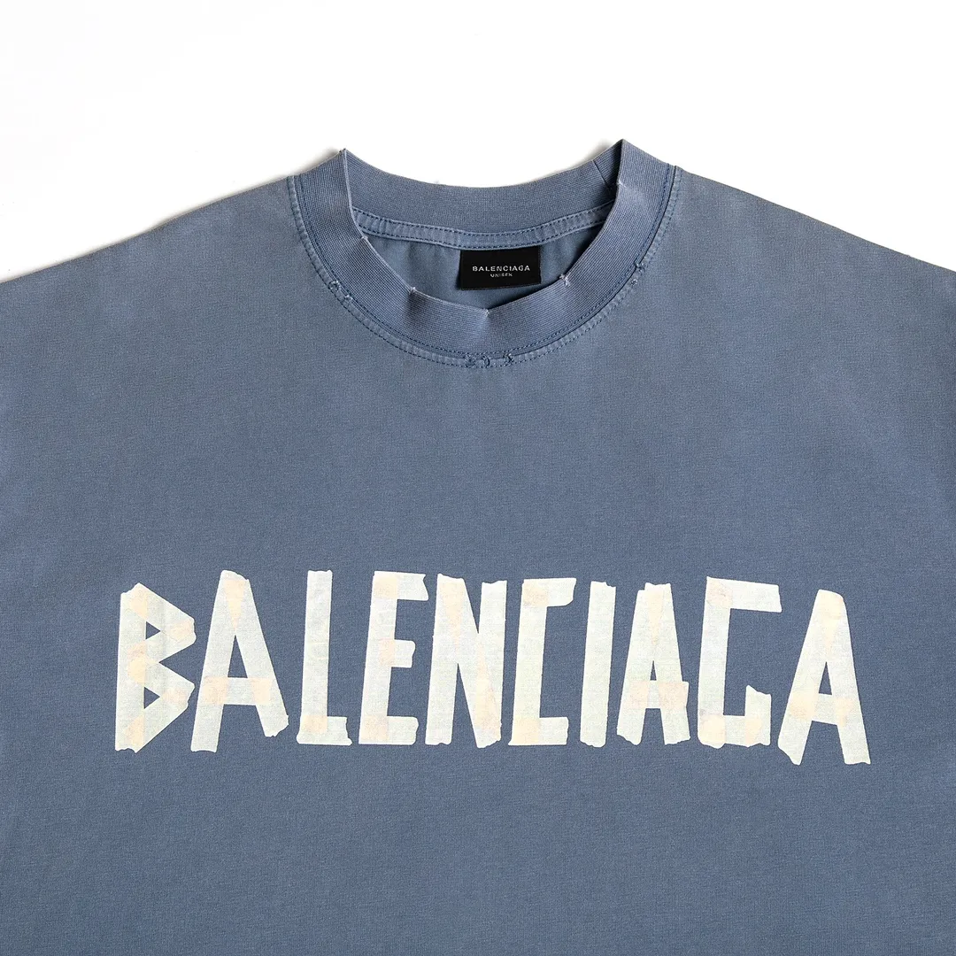🅿️200 8110# Detailed picture Top version [[BALENCIA*GA] Official website quality Paris new classic yellow tape digital direct spray long-sleeved T-shirt OS version Loose dropped shoulders Unisex style Fabric: 280 grams 100% cotton double yarn (three washing processes) Process: Front and rear digital direct spray Garment wash Frayed Distressed Shape solid color Color: gray blue black white wash blue Burgundy Green Size: XS S M L