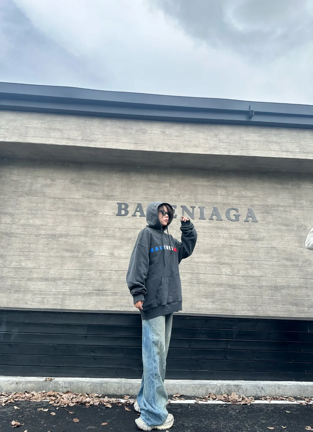 Model picture