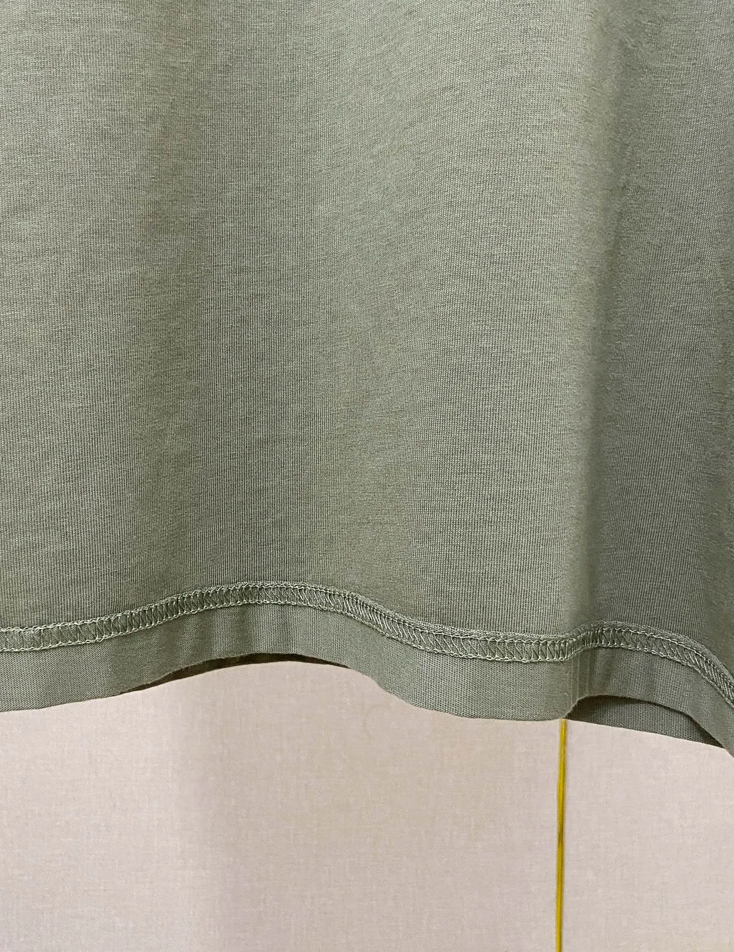 🅿️190 9181# Real shot top version [[BALENCIA*GA] official website quality Paris new letter LOGO chest patch embroidery short-sleeved T-shirt OS version loose dropped shoulders Unisex style Fabric: 260g 100% cotton double yarn Technology: front patch embroidery reverse stitching garment wash distressed shaping solid color Color: washed black, fog blue, green Size: XS S M L