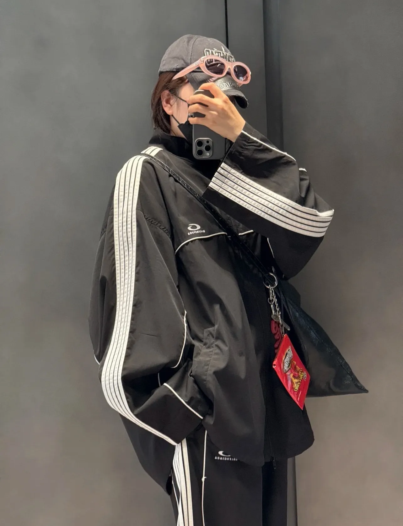 Model picture