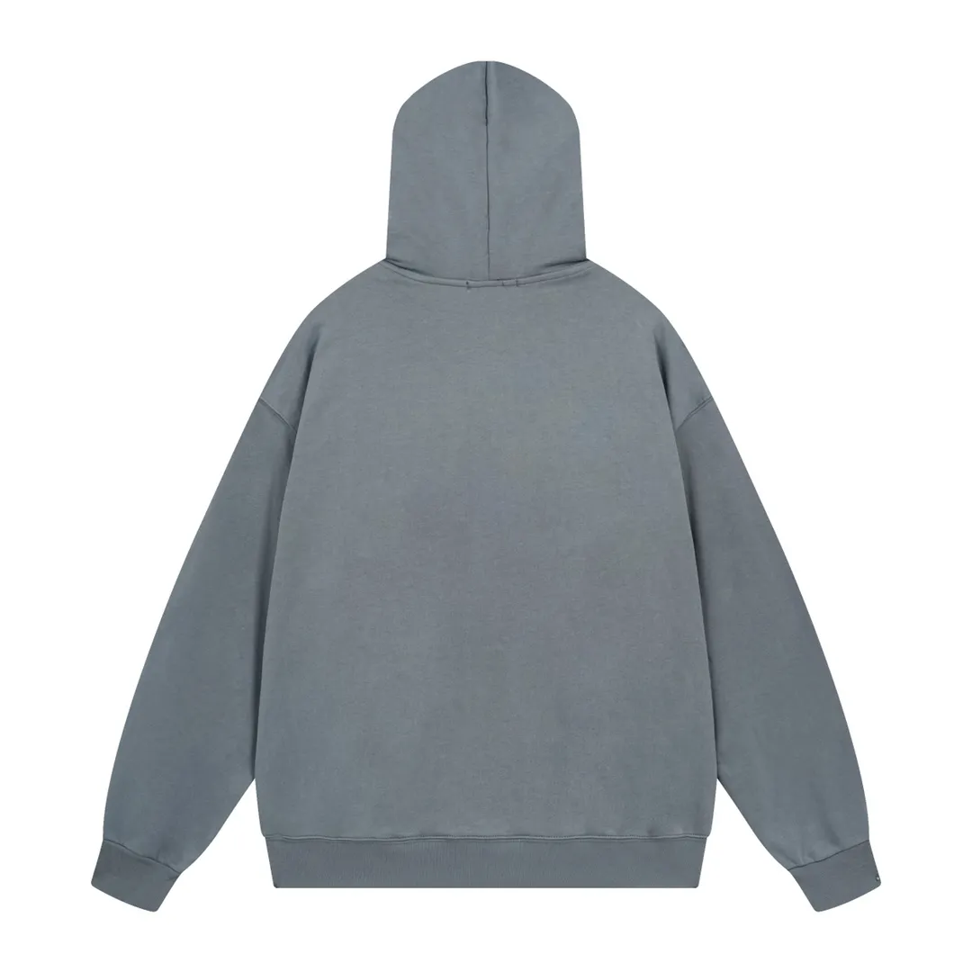 🅿️310 Detailed picture [Top version. Official website quality] BALENCI*GA/Paris. Classic model. 22SS#BALENCI*GA# Portrait band direct-printed hooded sweatshirt. Brick cabinet synchronization. The fabric is made of Paris ZP custom-woven and dyed cotton sweatshirt. The weight is 450 grams, the cloth surface is clean. The cloth pattern is clear, soft and comfortable. The threads are woven and dyed with no color difference. The classic pattern is printed with Kornit direct-injection printing, which has no hand feel and a three-dimensional effect, restoring the brick cabinet. The version adopts the OS loose shoulder version. Same style for men and women. Code: BL238055 Color: Black. White. Medium gray Size: XS S M L