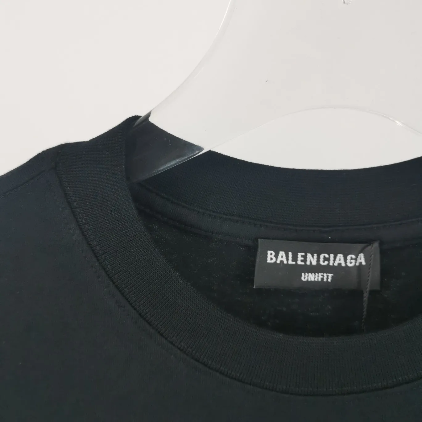 [New arrival] The top tested version of the new BALENCIAGA Balenciaga five-star embroidered environmentally friendly big LOGO male and female couple star same style short-sleeved T-shirt BEHRINGER embroidery technology, 5-star environmentally friendly series! The embroidery is meticulous and detailed! The font is full and the texture is clear! The fabric is made of 280g high-count double-yarn pure cotton, polyester-free, and absolutely no pilling! Size: XS-L Color: Black Pink P:250