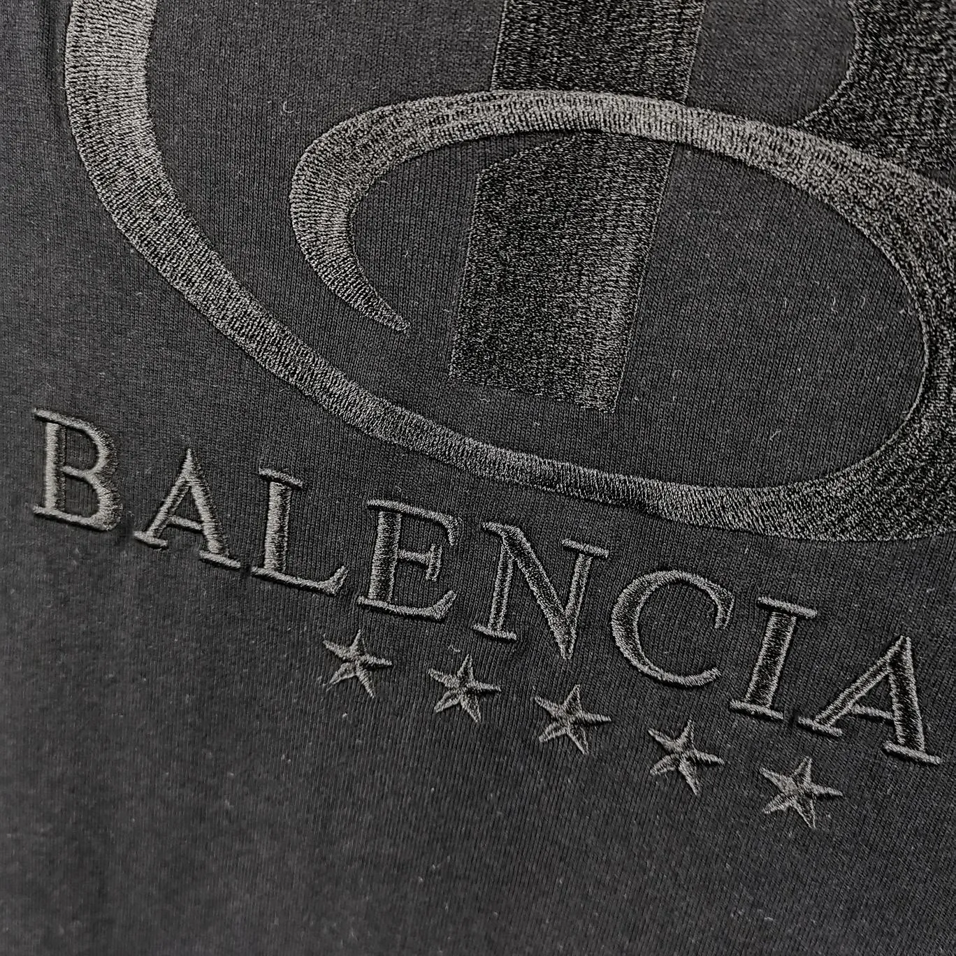 [New arrival] The top tested version of the new BALENCIAGA Balenciaga five-star embroidered environmentally friendly big LOGO male and female couple star same style short-sleeved T-shirt BEHRINGER embroidery technology, 5-star environmentally friendly series! The embroidery is meticulous and detailed! The font is full and the texture is clear! The fabric is made of 280g high-count double-yarn pure cotton, polyester-free, and absolutely no pilling! Size: XS-L Color: Black Pink P:250