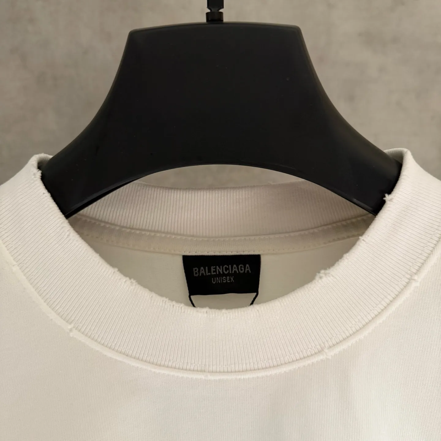 🅿️350 [Strict quality control] Balenciaga 25ss logo embroidered long-sleeved T-shirt. The fabric is made of custom-dyed 100% cotton double-ply fabric. 420g garment wash. Front and rear panels embroidery. Front panel post-garment washing process. Custom hardware. Thread. Accessories. Matching. Same style for men and women. Color: black/grey/white. Size: M-2xl