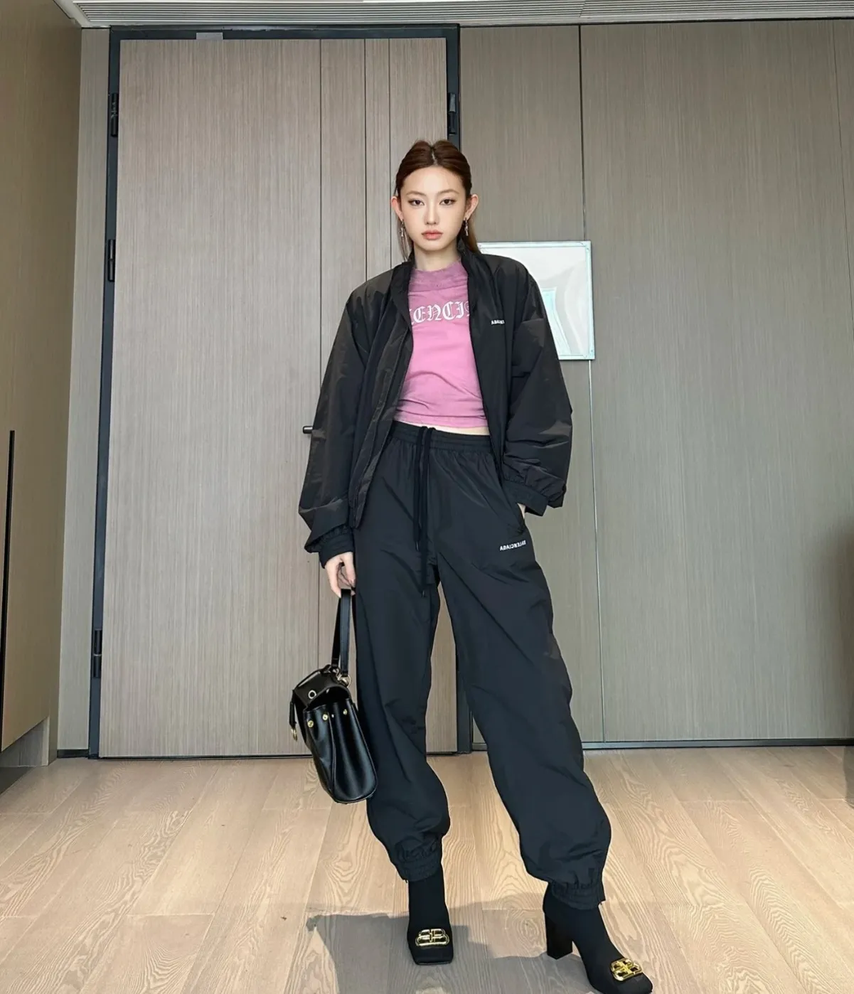 Model picture
