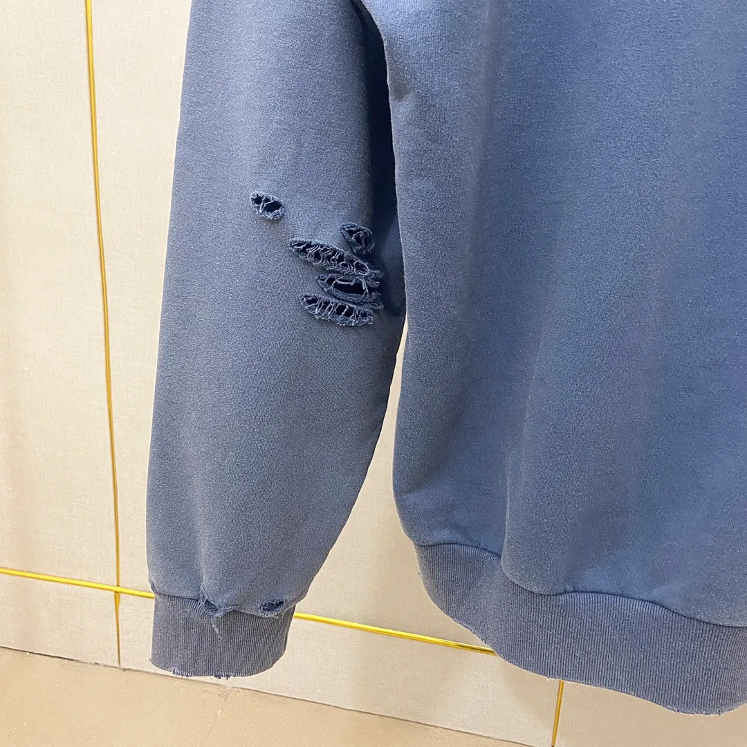 🅿️340 real photos Top version [BALENCIA*GA] Official website quality Paris' new Paris Eiffel Tower series hooded sweatshirt OS version Loose dropped shoulders Unisex style Fabric: 480g 100% cotton terry David sweater Technology: Front white ink direct spray Garment wash Frayed Distressed Fixed color Color: Washed blue Pink Size: XS S M L