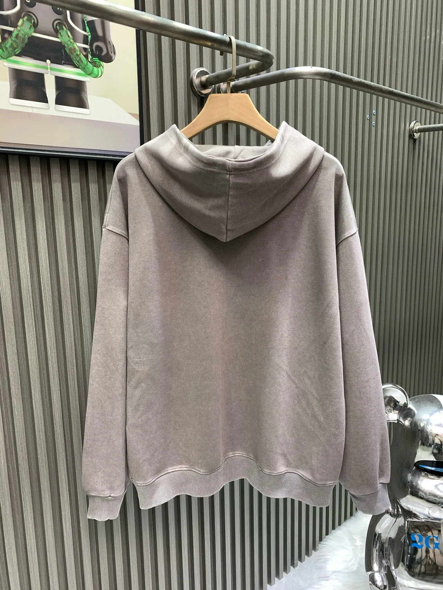 🅿️310 gray