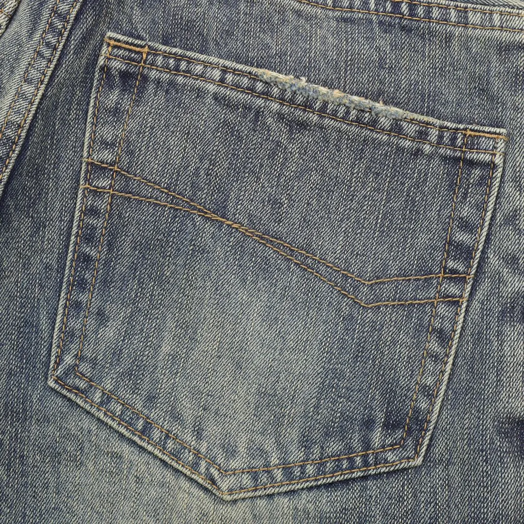 🅿️540 Balenciaga/Balenciaga blue washed orange flared jeans, custom-made pure cotton bamboo strip denim fabric, thick texture, anti-wrinkle, shrinkage and deformation, micro-flare version of the trouser legs make you slimmer and taller, heavy washing shows an orange retro color, the surface bamboo texture is more three-dimensional and prominent, and the trousers are made of 100-gauge cotton padding. It is more comfortable to wear next to the body. Customized 1:1 waistband main and sub-labels, customized 1:1 Paris logo bronze buttons and rivet zippers, micro-horn version Size: XS-L
