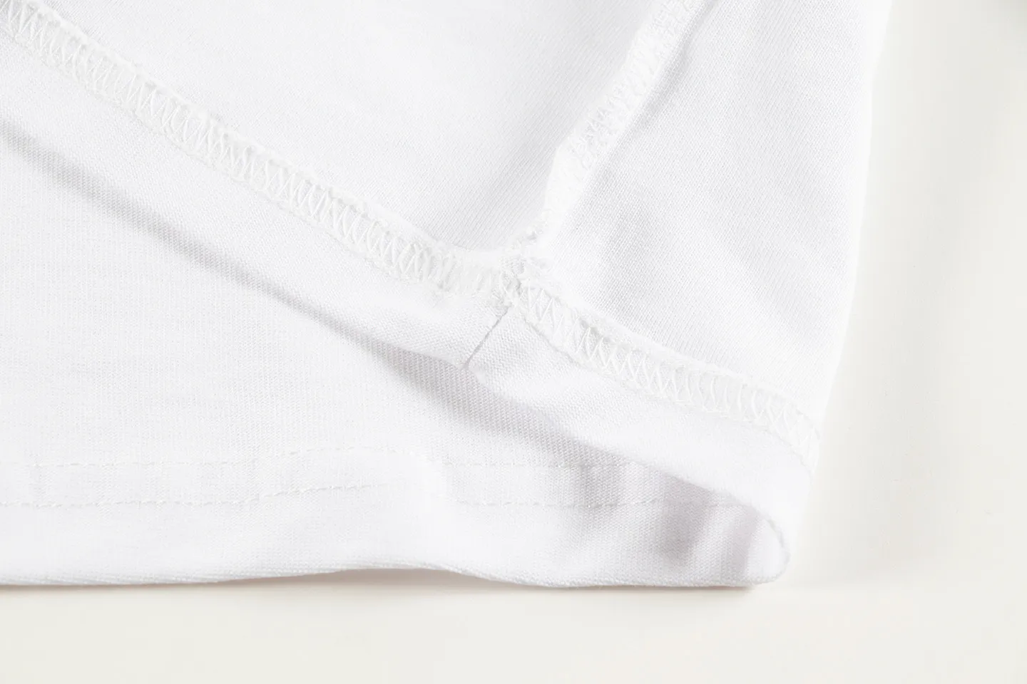 🅿️150 Style: 2026 new Balenciaga short-sleeved T-shirt Material: High version 300g double yarn combed cotton Size: S～XL Color: White Style number: H1038