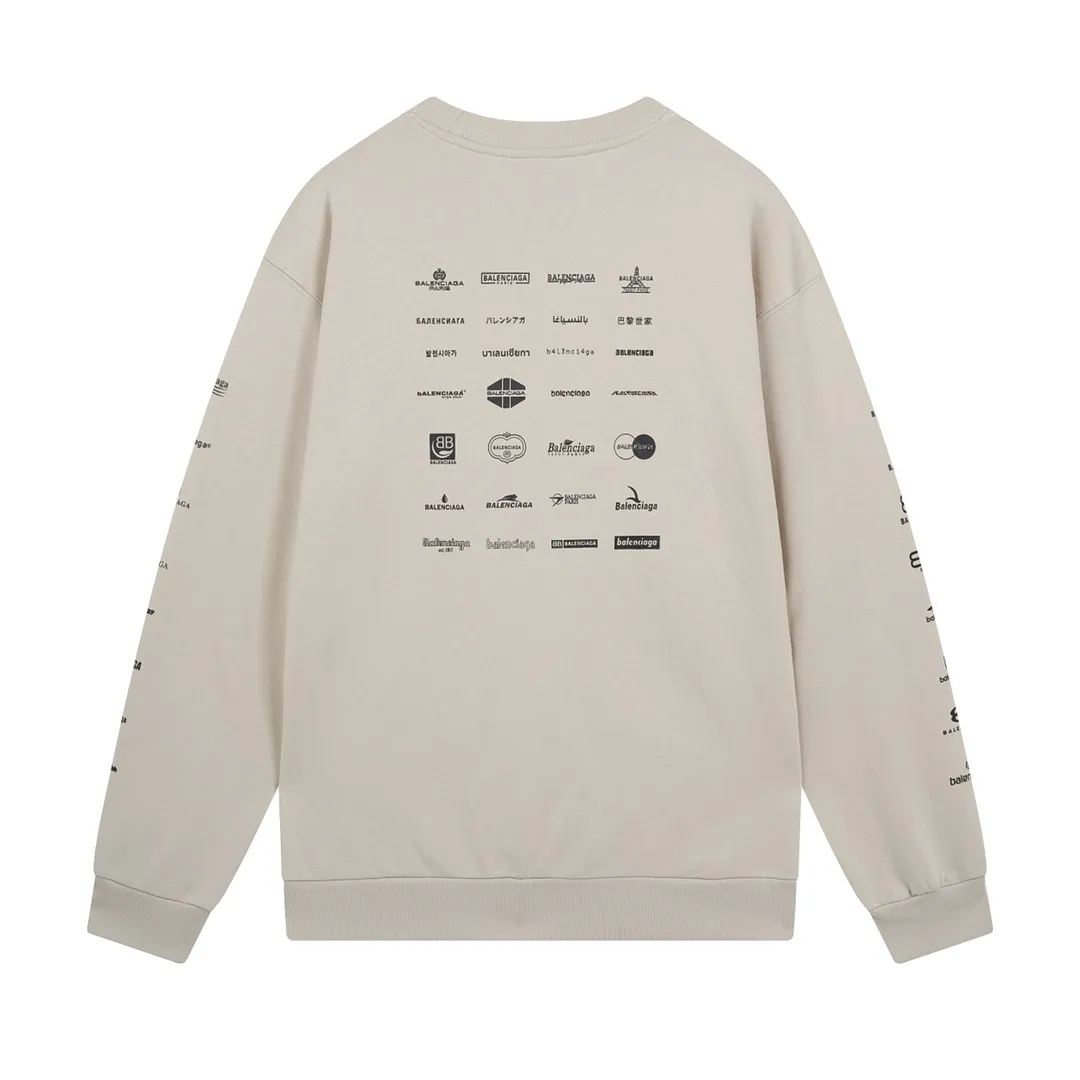 🅿️250 Detailed picture [Top version. Official website quality] BALENCI*GA/Paris BALENCI*GA# 2024 spring and summer new style, long-sleeved round neck sweatshirt with classic LOGO printed all over it. 2024 spring and summer new product. Brick cabinet synchronization. Welcome to compare. The fabric is made of Paris ZP custom-woven and dyed cotton sweatshirt. The weight is 450 grams, the cloth surface is clean, the cloth texture is clear, soft and comfortable. The color fastness is good. It is not easy to change color. The threads are woven and dyed with no color difference. The printing uses imported environmentally friendly rubber paddles, precision stencils, fine LOGO letters, clear letters, no burrs, and a three-dimensional effect. Restore brick cabinet. The version adopts OS loose shoulder style. Same style for men and women. Code: BL235563 Color: black, Mi Xing Size: XS S M L