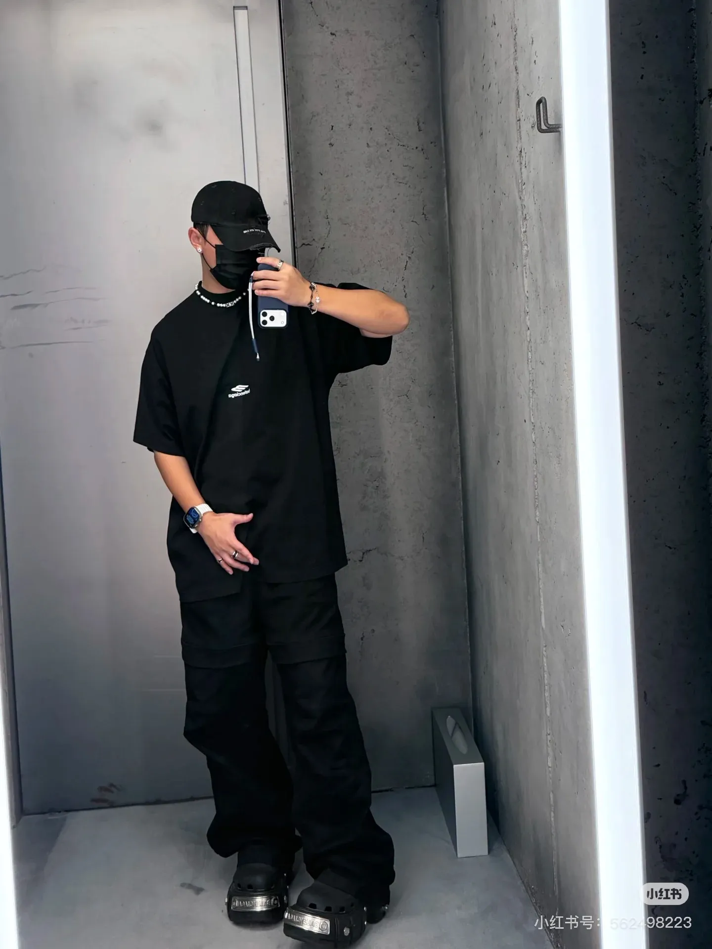 Model picture