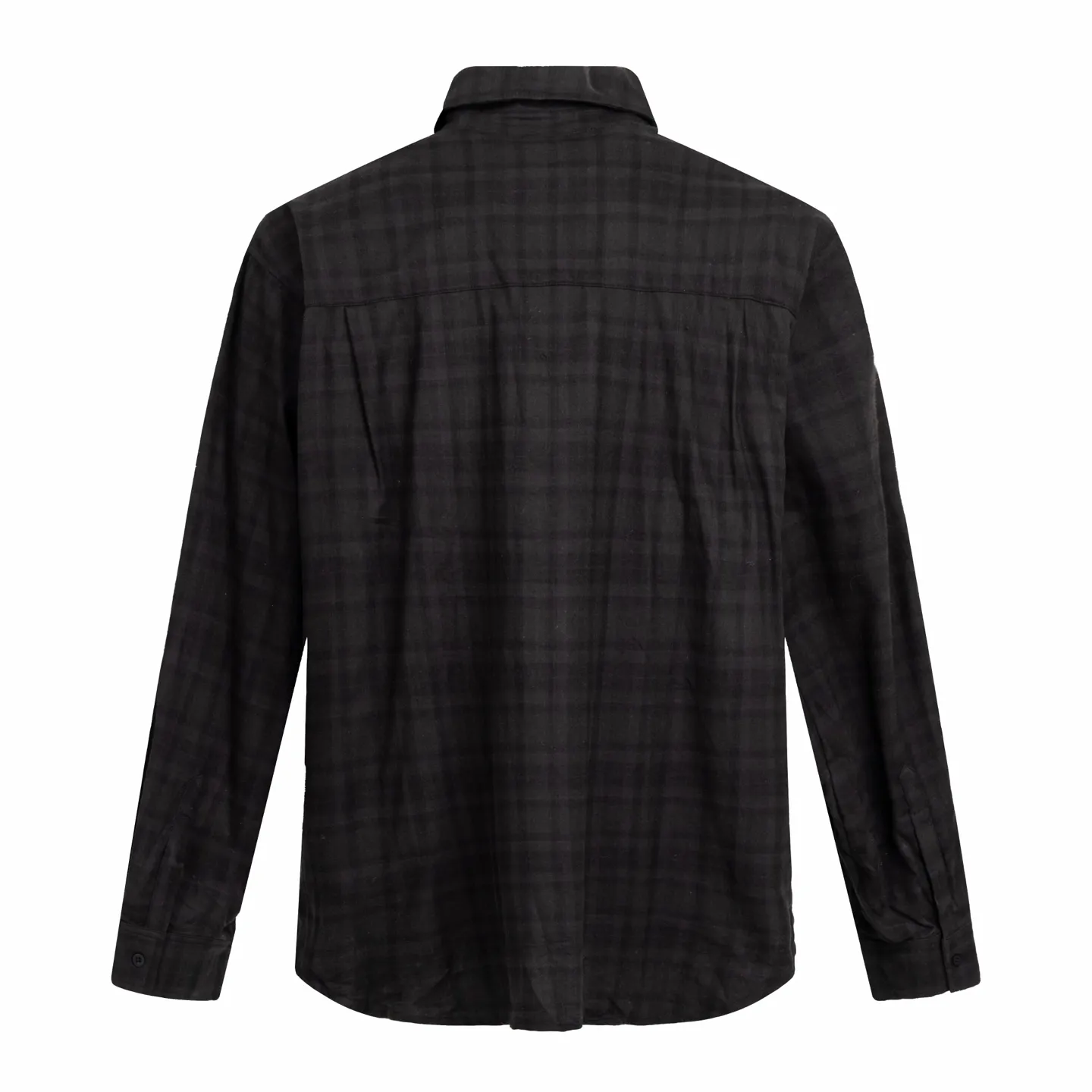 🅿️720 BLCG 25FW night scene plaid genuine two-piece spliced ​​jacket. The shirt fabric is made of custom blended plaid jacquard woven fabric, the T-shirt fabric is made of 24S 185g double yarn special textile compact cotton fabric, and the T-shirt rib is made of 32S 340g double yarn stretch rib. The two-piece set of lapel shirts integrates craftsmanship and dialogues with style through the four pillars of composite structure design, difficult screen printing, sophisticated detail processing and overall distressed finishing. It achieves the diverse unity of style and function, retro and contemporary, luxury and casualness in one single product; it redefines the wearing possibilities of modern shirts. Its core value lies in the groundbreaking "two-piece" composite structure, which perfectly combines the rigor of woven with the flexibility of knitting. The outer shirt is made of cotton poplin, which uses its tight weave structure to bring a smooth surface and crisp bones, creating a smart outer silhouette; the inner part integrates a vintage jersey short sleeve, which uses its natural elasticity and softness to provide unparalleled personal comfort. The interior is printed with front artwork, and the night scene pattern is printed using multi-screen environmentally friendly oil-based dark floral paste. The richness of pattern colors and the precision of details are combined with the use of environmentally friendly oily dark flower paste materials. The special glue can form a light and strong coating after printing. The pattern presents a matte and slightly three-dimensional dark flower effect, which is smooth to the touch without the stickiness and hardening of traditional offset printing, which greatly ensures the wearing comfort and the durability of the pattern. The exterior shirt's crisp lapels, functional chest patch pockets, and exposed rounded hem create a simple yet sophisticated base. Engraved logo buttons, custom accessories with finely engraved logo. Through professional post-finishing processes such as enzyme washing and stone grinding, the garments are softened and micro-abraded as a whole, giving cotton poplin and knitted fabrics a uniform gentle fading and soft touch, imitating the unique texture formed after years of wearing. Size:1-2-3-4
