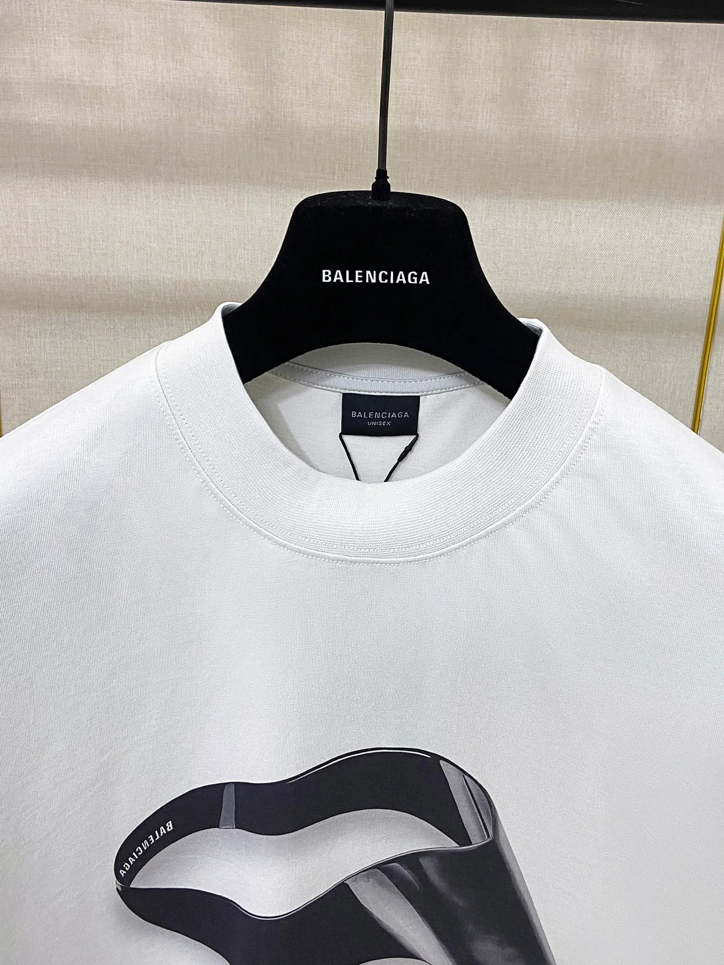 🅿️170 9197# Actual pictures Top version [[BALENCIA*GA] official website quality Paris new sunglasses front and rear digital direct printing printed short-sleeved T-shirt OS version loose dropped shoulders Unisex style Fabric: 260 grams 100% cotton double yarn Technology: front and rear digital direct printing Garment wash Shape solid color Color: off-white Size: XS S M L