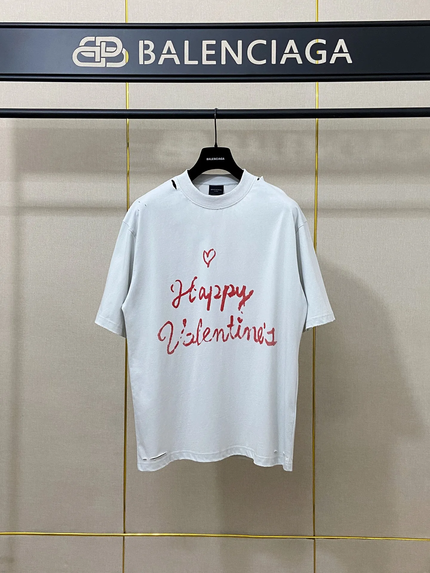 🅿️180 9189# Actual photo top version [[BALENCIA*GA] official website quality Paris's new Chinese Valentine's Day limited edition short-sleeved T-shirt OS version loose dropped shoulders Uniform style for men and women Fabric: 260g 100% cotton double yarn Technology: front and back digital direct printing Garment wash worn distressed fixed color Color: washed black off-white Size: XS S M L