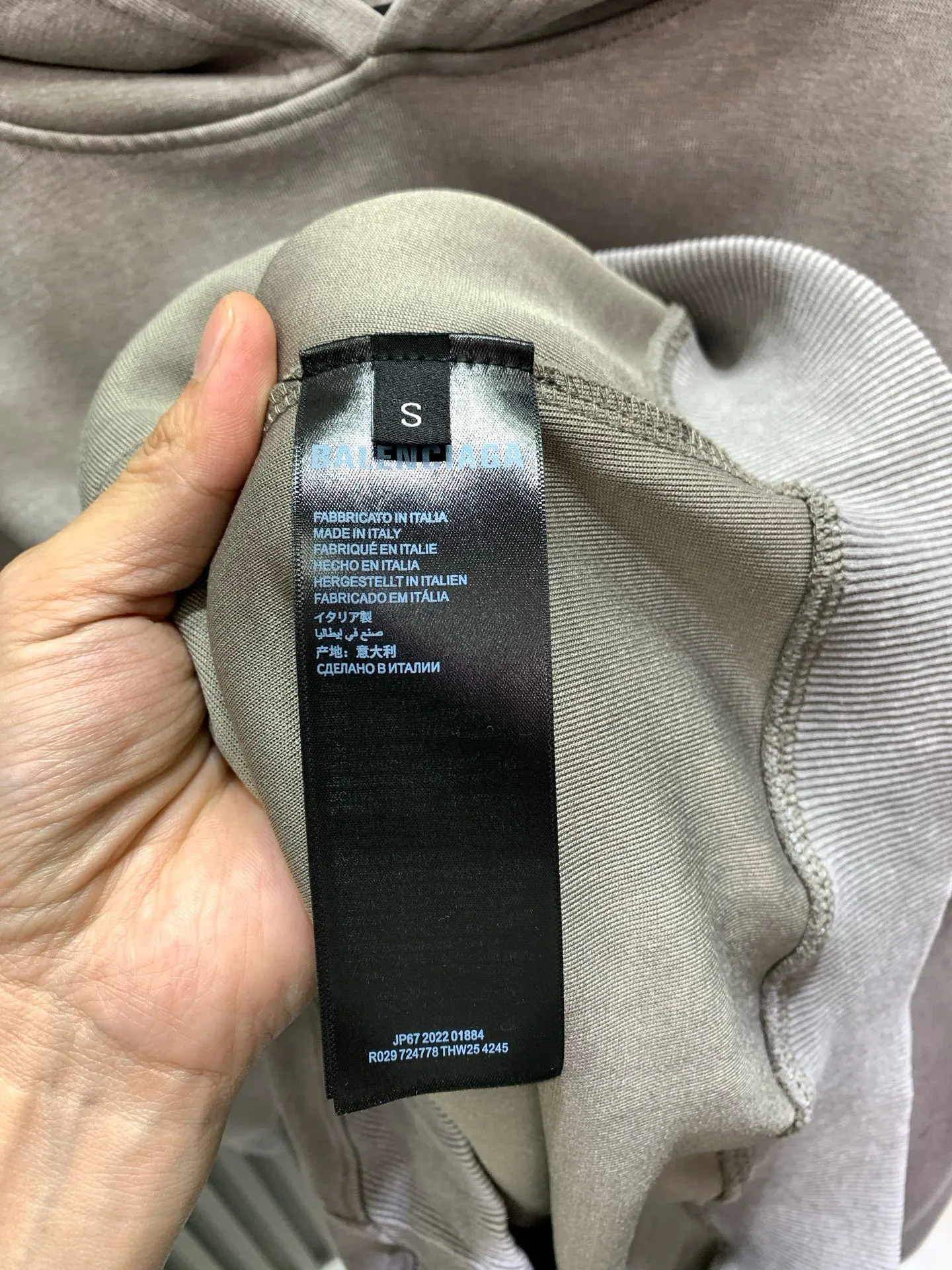 🅿️310 gray