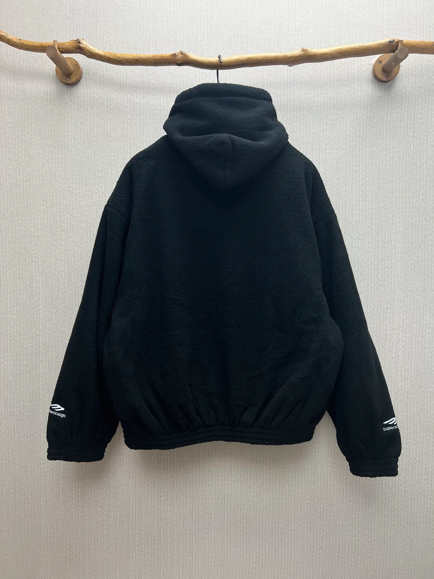 🅿️460 Paris 24ss new winter polar fleece sweatshirt hooded logo jacket, same style for men and women! Code number: 1.2.3.