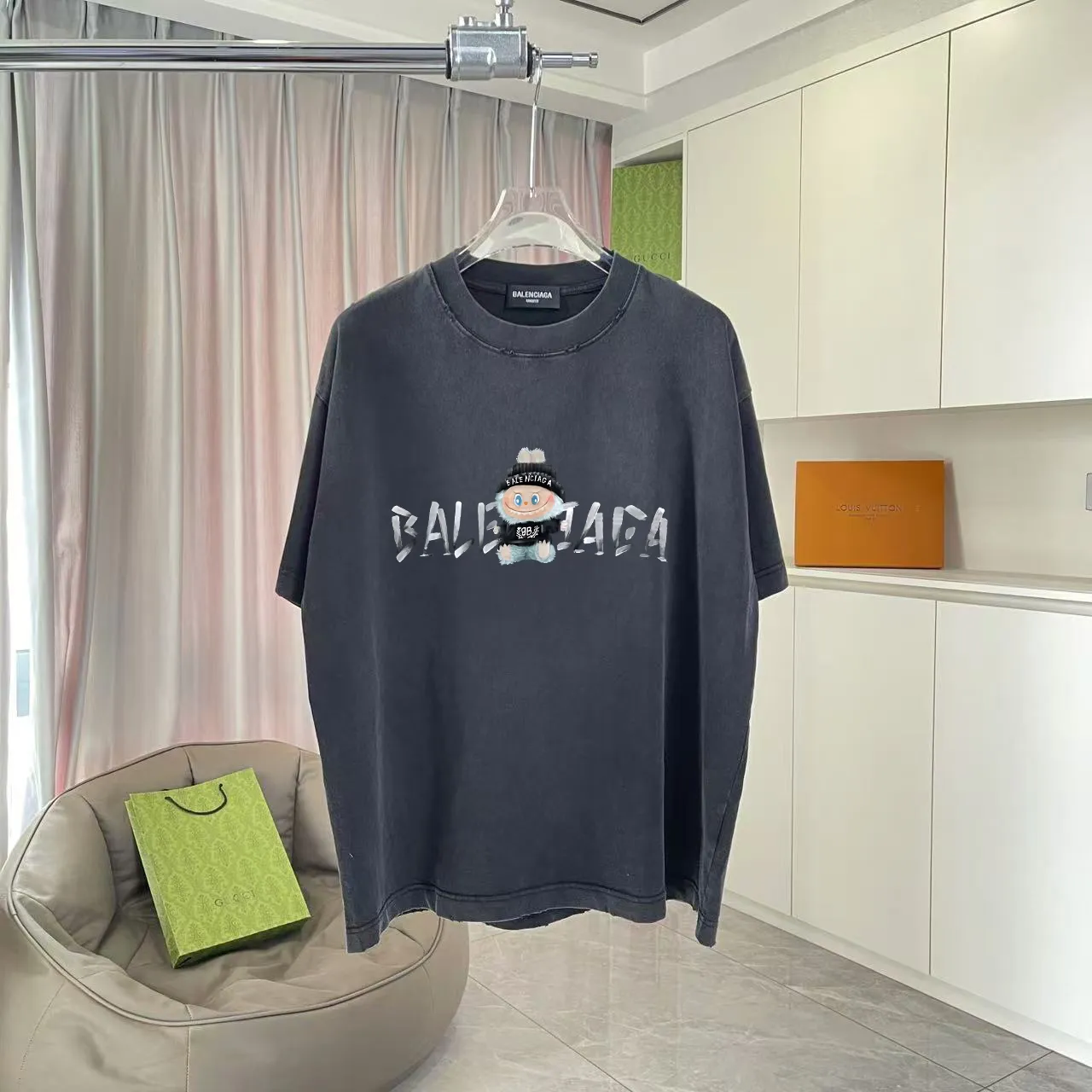 🅿️190 BALENCI*GA Paris 2025 summer new style, washed, distressed, spray-painted, personalized letter logo printing, customized fabric 320g, short-sleeved T-shirt, same style for men and women, size: S M L XL XXL five codes, color: black, white, gradient black, gradient red