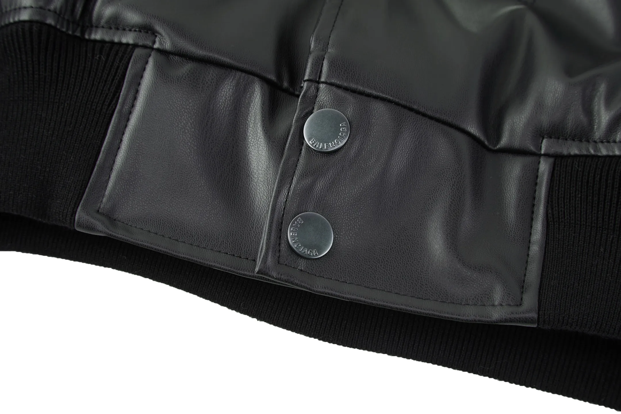 🅿️920 BLCG 01 Basketball Series Baseball Leather Jacket The fabric is made of customized environmentally friendly pu leather material with thin cotton lining. The letters are patch embroidered. They are laser cut first and then stitched and sewn in position, which is time-consuming and laborious. Size:XS-S-M-L