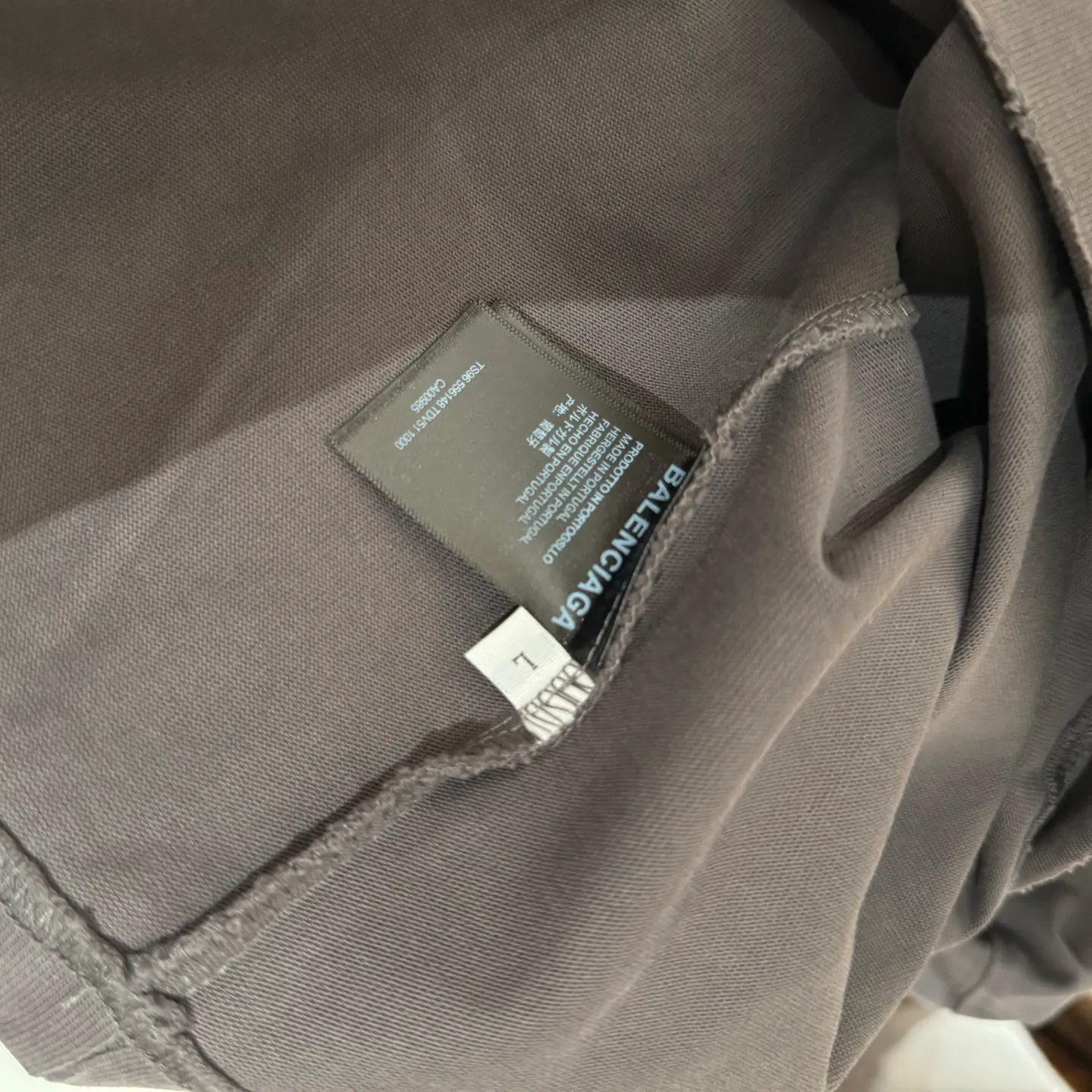 🅿️350 [Strict quality control] Balenciaga 25ss logo embroidered long-sleeved T-shirt. The fabric is made of custom-dyed 100% pure cotton double-ply fabric. 420g garment wash. Front and rear panel embroidery. Front panel post-garment washing process. Custom hardware. Thread. Accessories. Matching. Same style for men and women. Color: black/off-white/white. Size: M-2xl
