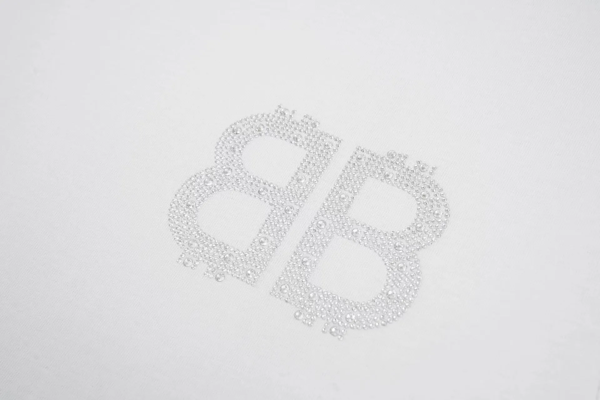 🅿️160 Style: 2026 new Balenciaga hot diamond short-sleeved T-shirt Material: Made of active colored diamond high version 300g double yarn combed cotton Size: S～XL Color: White Style number: F3020
