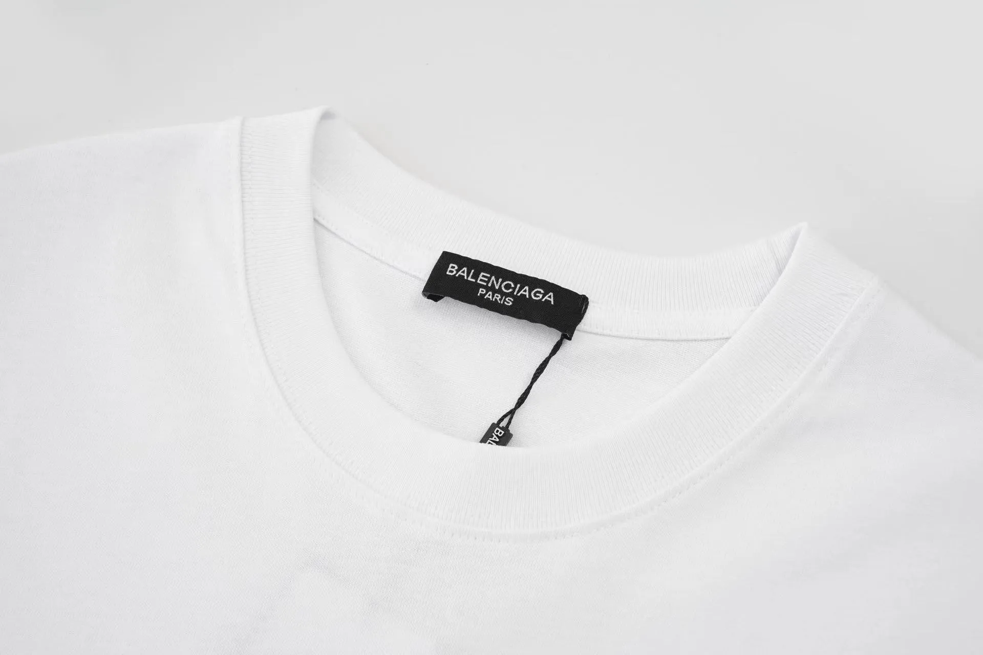 🅿️160 Style: 2026 new Balenciaga hot diamond short-sleeved T-shirt Material: Made of active colored diamond high version 300g double yarn combed cotton Size: S～XL Color: White Style number: F3020