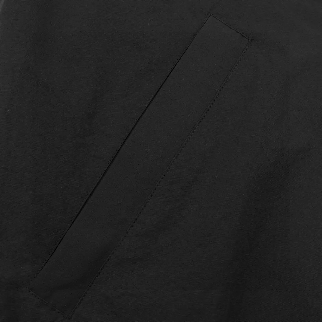 🅿️350 (1:1 original order quality) Balenciaga BLCG 24SS back letter embroidered poplin technical stand collar jacket. Technical poplin fabric, unisex style, large fit, dropped shoulders, front zipper, 2 front zipper diagonal pockets, elastic cuffs and waist, embroidered with DIY metal artwork on the back. Size：S-XL