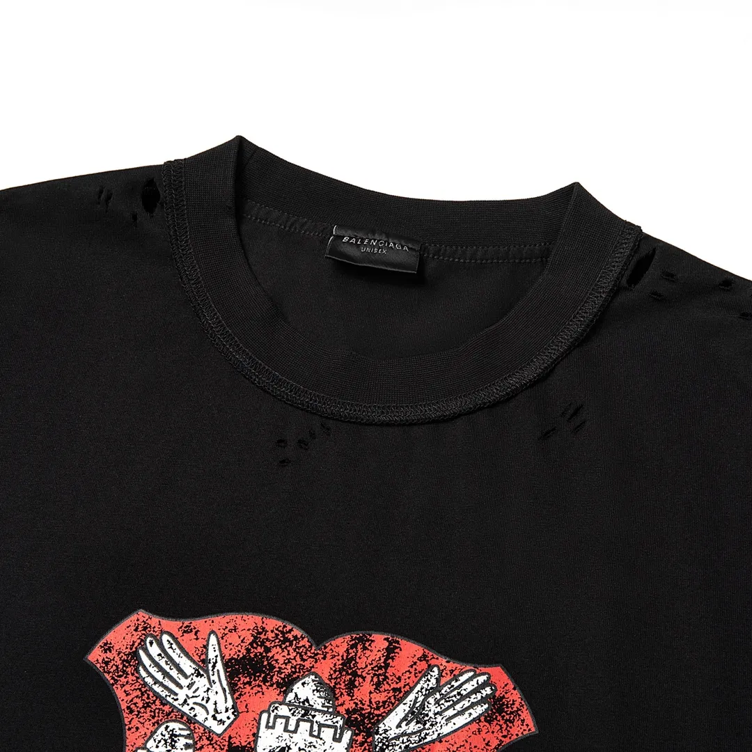 🅿️170 9135# Detailed picture Top version [[BALENCIA*GA] Official website quality Paris new joint Antwerp Castle series reverse stitched short-sleeved T-shirt OS version Loose dropped shoulders Unisex fabric: 260 grams 100% cotton double yarn Process: front panel printing reverse stitching garment wash worn worn styling solid color Color: black Size: XS S M L