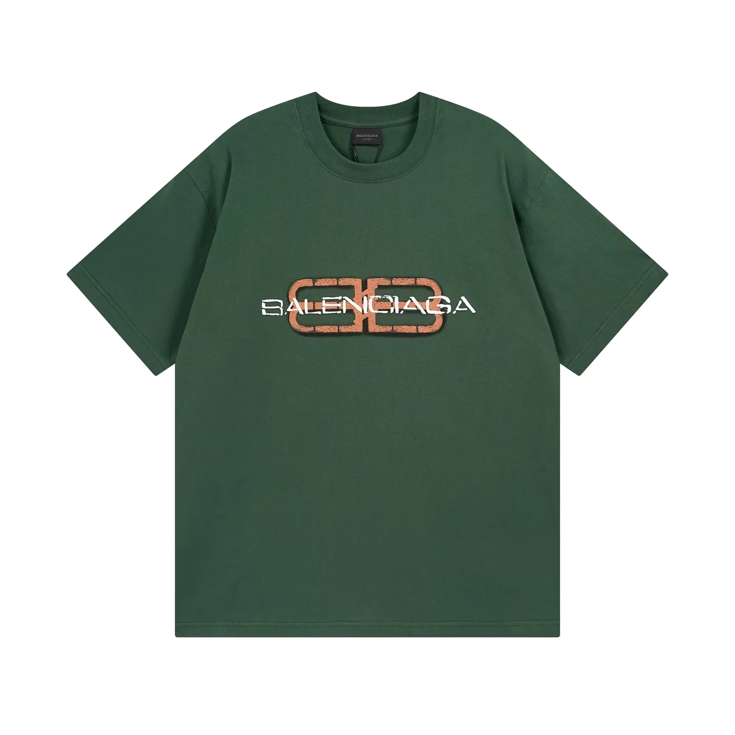 🅿️180 real photos [Top version. Official website quality] BALENCI*GA/Paris. SS25 latest model, Paris new LOGO printed washed and distressed short-sleeved T-shirt. Brick cabinet synchronization. Genuine product developed at the first time, welcome to compare! The fabric is made of Paris ZP custom-woven and dyed cotton double yarn. Weighing 260 grams, the cloth surface is clean. The cloth pattern is clear, soft and comfortable. The threads are dyed with no color difference. The printing uses environmentally friendly imported rubber paddles. The letters are clear and the effect is three-dimensional. Garment wash. The version adopts OS loose shoulder design. Same style for men and women. Code: BL253722 Color: washed black, green Size: XS S M L