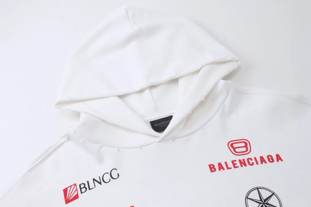🅿️320 real photos [Top version. Official website quality] BALENCI*GA/Paris BALENCI*GA#2024 latest model, many classic full LOGO racing suits printed ready-to-wear worn hooded sweatshirts and brick cabinets synchronized. Genuine products are developed and developed in the first time. Welcome to compare! The fabric is made of Paris ZP custom-woven and dyed cotton sweatshirt. The weight is 450 grams. The cloth surface is clean. The cloth pattern is clear. It is soft and comfortable. It has good color fastness and is not easy to change color. The threads are woven and dyed with no color difference. The printing is done by computer direct printing, with a three-dimensional effect. The garments are distressed and worn, with ultra-high craftsmanship. The version adopts the OS loose shoulder style. Same style for men and women. Coding: BL238009 Color: white, dark blue gray Size: XS S M L