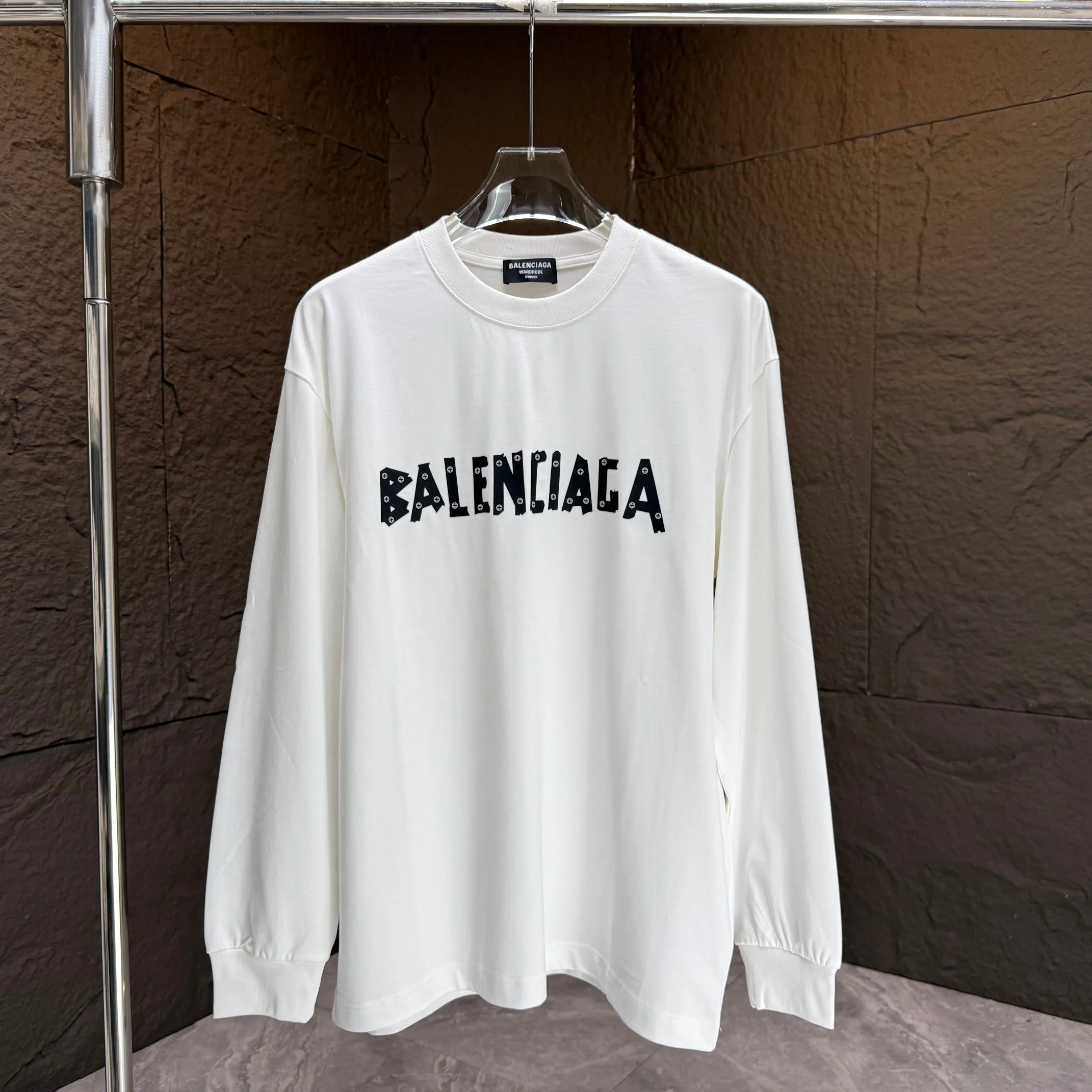 🅿️240 BALENC* Paris* 2025 autumn and winter new thick long-sleeved T-shirt 320g pure cotton letter logo three-dimensional silicone Color: Black White Angora Red Size: S M L XL