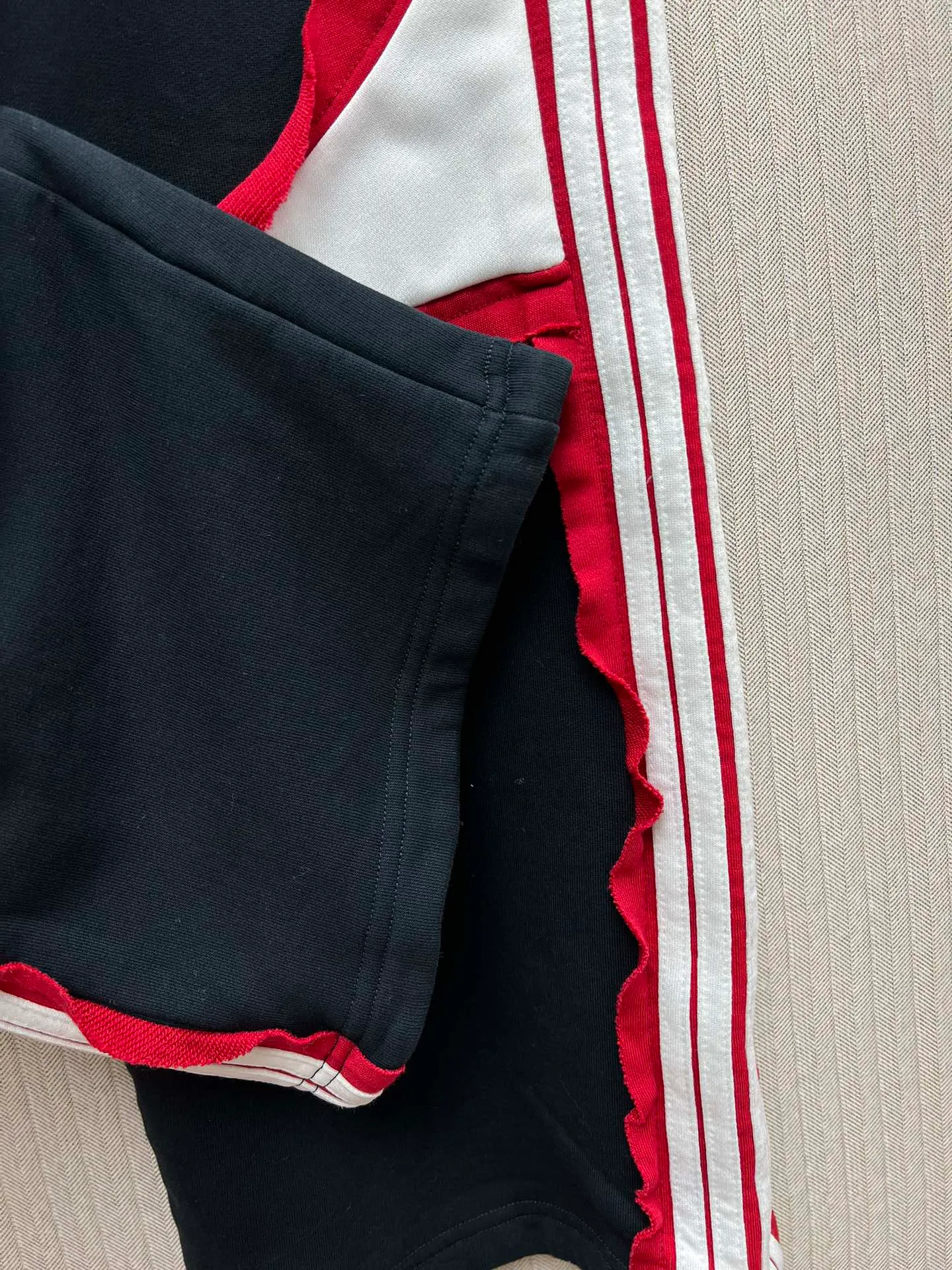 🅿️570 Paris 25ss new mid-waist side striped knitted sweatpants, loose fit, men's style, black, size: XS.S.M.L.