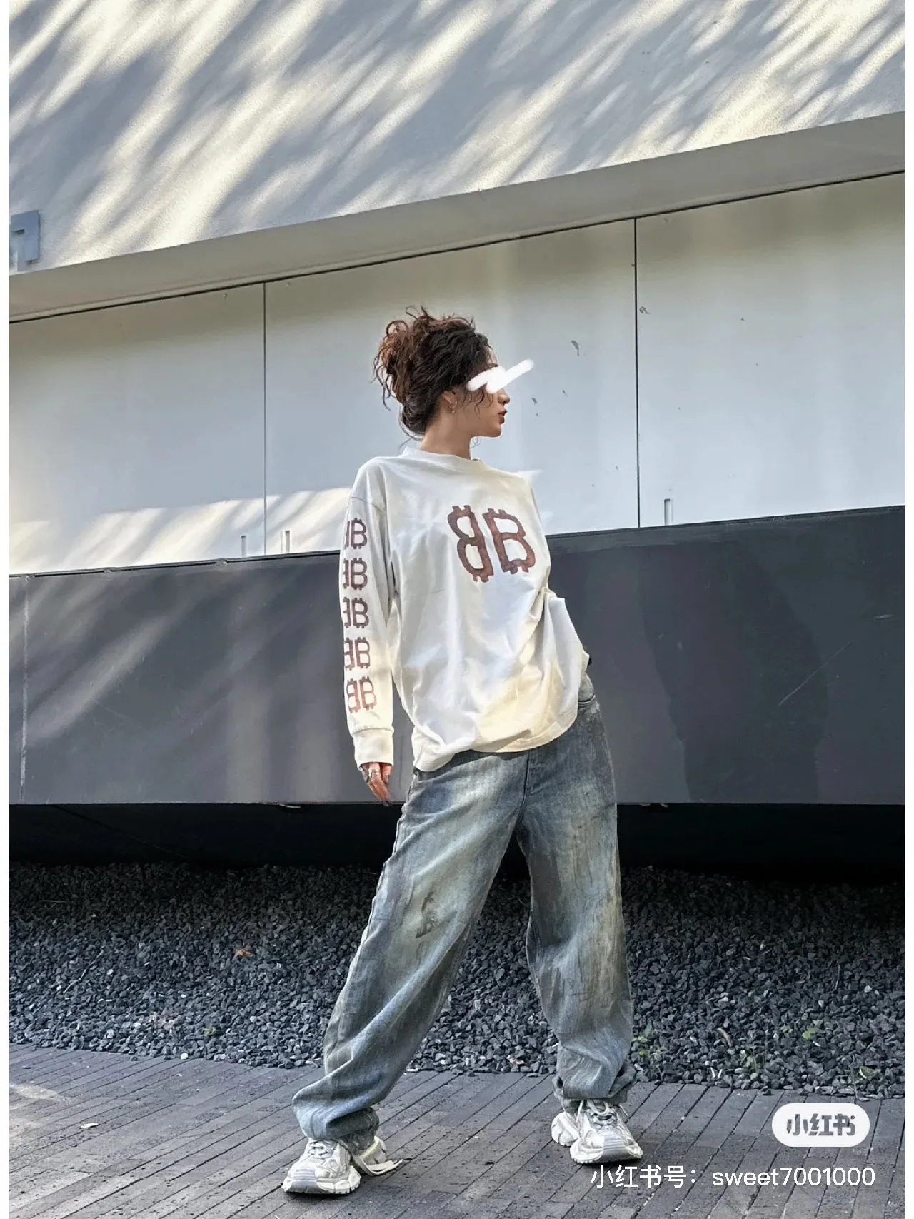 Model picture