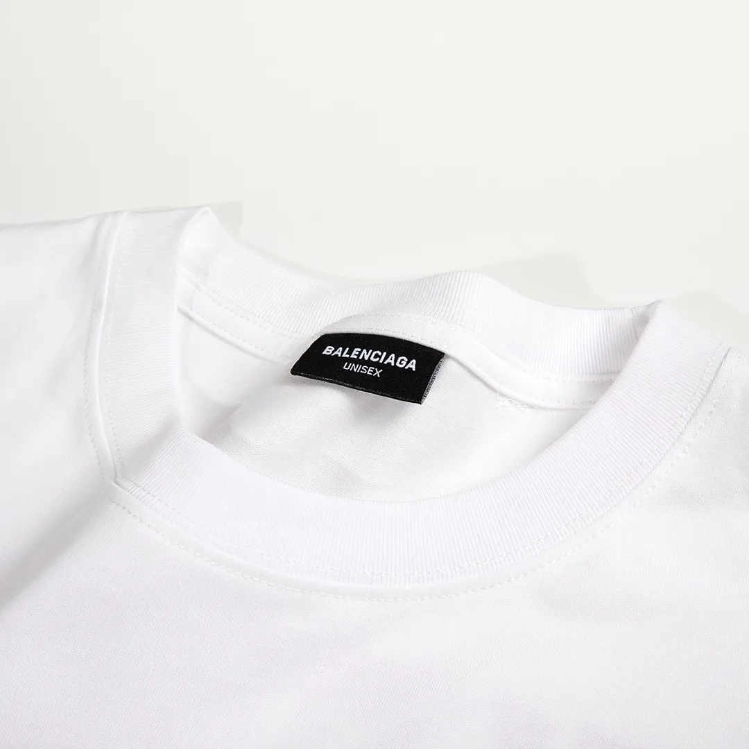 🅿️160 9105# Detailed picture Top version [[BALENCIA*GA] official website quality Paris new classic letter back panel printed short-sleeved T-shirt OS version Loose dropped shoulders Unisex fabric: 260 grams 100% cotton double yarn Technology: back panel printing Garment washing Shape solid color Color: black white Size: XS S M L