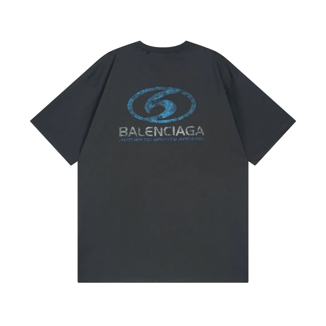 🅿️180 detailed pictures [Top version. Official website quality] BALENCI*GA/Paris. 2024 new style. New LOGO blurry LOGO direct-injection printing ready-made worn-out short-sleeved T-shirt, brick cabinet synchronization. Genuine product developed at the first time, happy to print and compare! The fabric is made of Paris ZP custom-woven and dyed cotton double yarn. Weighing 260 grams, the cloth surface is clean. The cloth pattern is clear, soft and comfortable. The threads are dyed with no color difference. The classic LOGO is printed using environmentally friendly imported materials, with clear straight-crack pattern letters and a three-dimensional effect. Restored brick cabinet. Ready-made garments are washed, worn and distressed. Different market currency. Welcome to compare. The version adopts OS loose shoulder style. Same style for men and women. Code: BL223329 Color: gray blue, beige. Size: XS to L