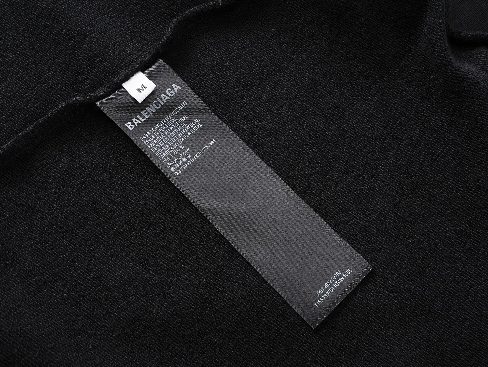 🅿️340 BALENCI*GA Paris double B new logo style hooded long-sleeved sweatshirt. The front panel is printed with imported environmentally friendly glue printing. The letters are clear. The effect is three-dimensional. Exclusively woven and dyed 460g fabric. Threads are dyed in the same vat with zero color difference. Brick cabinet synchronization. Welcome to compare. Same style for men and women -Color: black -SIZE: Xs S M L Style number 8962#