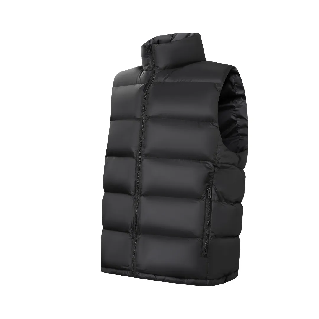 🅿️760 [Exclusive supply] BLCG 25FW back collar hoop embroidered down vest. The fabric is made of technical tear-resistant fabric, which ensures the durability and safety of the clothing in outdoor sports such as skiing, and effectively prevents damage caused by accidental tearing. High Stand Collar Design The unique high stand collar design provides better neck warmth and enhances head warmth and comfort. The ample pocket design is equipped with multiple pockets, which not only facilitates the storage of various small items needed for skiing, but also increases the practicality and convenience of clothing. Waterproof and Warmth Performance The specially treated fabric has good waterproof properties and can keep the interior dry even in rain or snow. At the same time, the filling is made of high-quality materials to ensure excellent warmth retention. As the first down product produced by Balenciaga, it shows its unique fashion charm. Balenciaga's ultimate pursuit of details is also reflected in this down jacket. Whether it is the choice of zippers, buttons or other accessories, it reflects the brand's exquisite craftsmanship and high quality requirements. Size:S-M-L-XL
