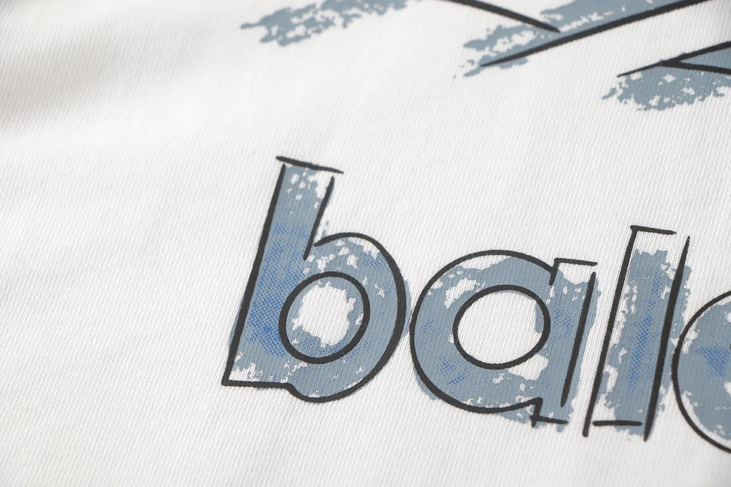 🅿️160 Balenciaga2026 new painted T-shirt Material: Made of high version 300g double yarn combed cotton Size: S M L XL Color: black and white Style number: W2806