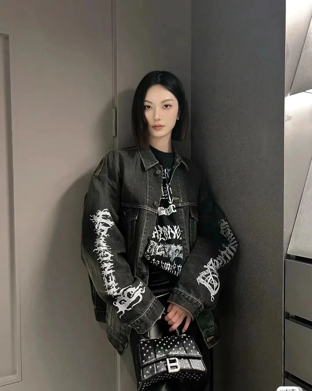 Model picture