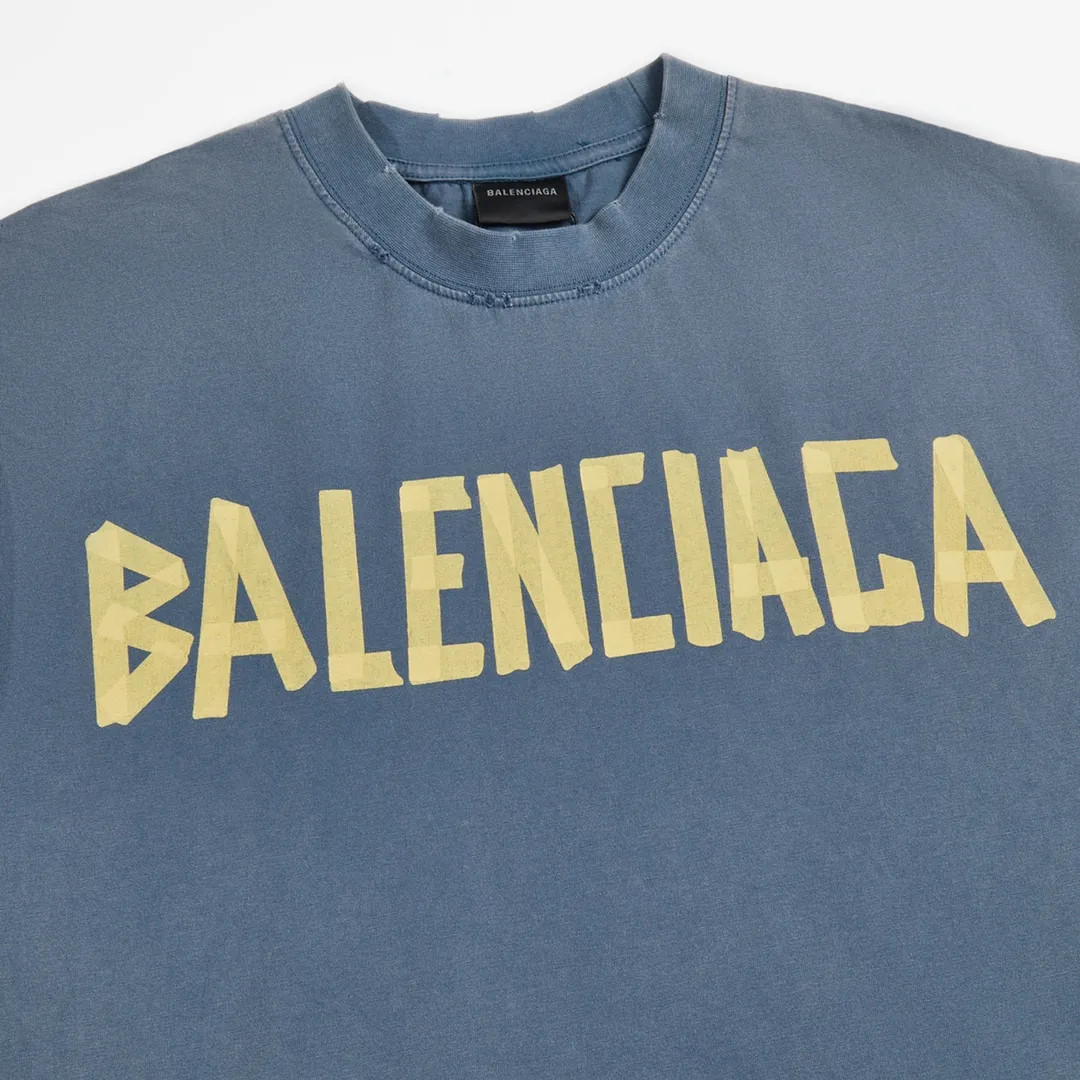 🅿️180 9110# Detailed picture Top version [[BALENCIA*GA] Official website quality Paris new yellow tape bandage digital direct spray short-sleeved T-shirt OS version Loose dropped shoulders Same style for men and women Fabric: 260 grams 100% cotton double yarn Process: Front and rear digital direct spray Garment wash Frayed Distressed Styling Solid color Color: gray blue white washed blue burgundy green black silver Rose Red Khaki Size: XS S M L