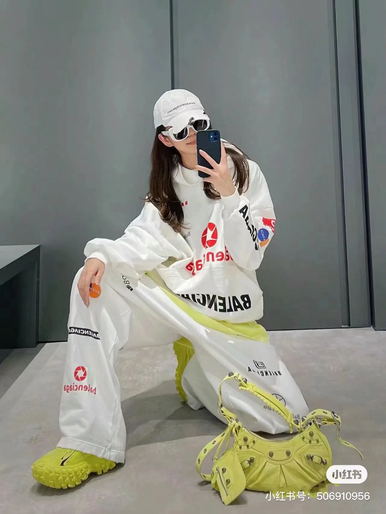 Model picture