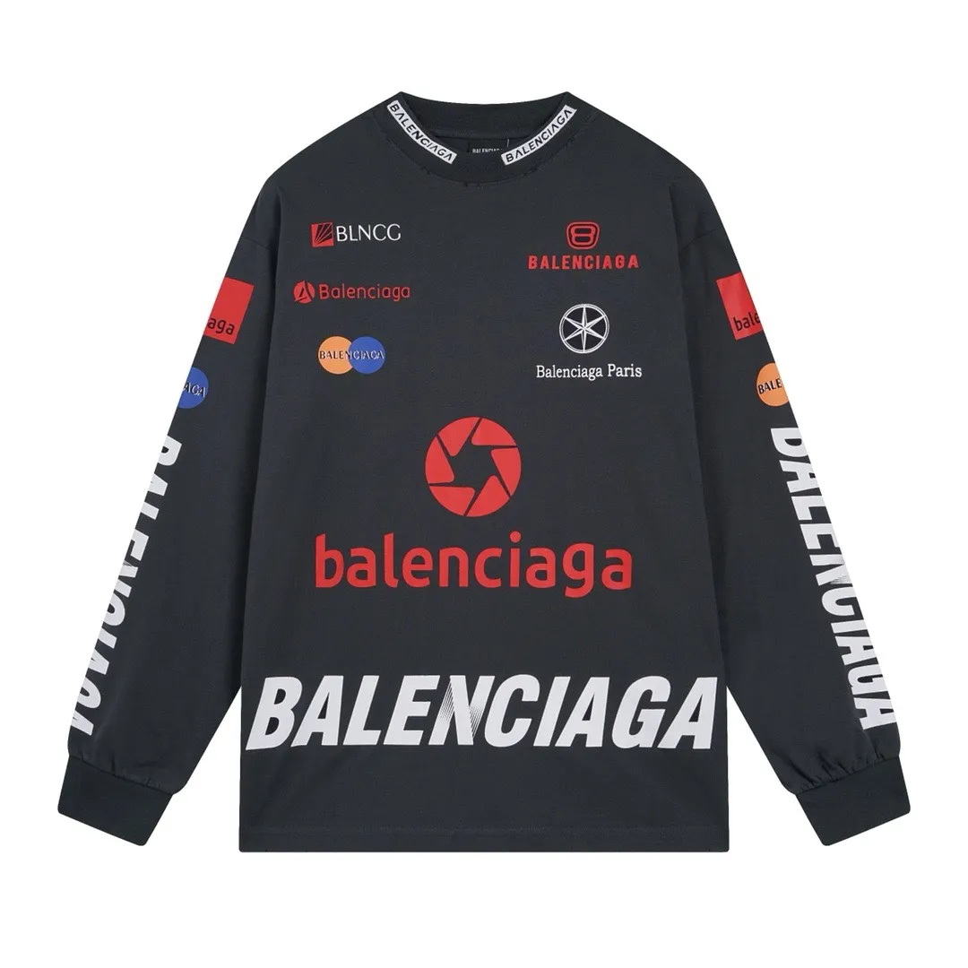 🅿️220 real photos [Top version. Official website quality] BALENCI*GA/Paris BALENCI*GA#2024 latest model, multiple LoGO classic prints, collar embroidery, ready-to-wear worn long-sleeved T-shirts. Brick cabinet synchronization. Genuine products are developed and developed in the first time. Welcome to compare! Notice! ️The authentic product is worn and worn throughout. The fabric is made of Paris ZP custom-woven and dyed 100% cotton with double yarns and compact cotton. The weight is 260 grams. The cloth surface is clean. The cloth pattern is clear. It is soft and comfortable. It has good color fastness and is not easy to change color. The threads are woven and dyed with no color difference. The printing is done by computer direct printing, and the rib embroidery on the front collar has a three-dimensional effect. The garment is distressed and worn, with ultra-high craftsmanship. The version adopts the OS loose shoulder style. Same style for men and women. Coding: BL225011 Color: white, dark gray blue Size: XS S M L