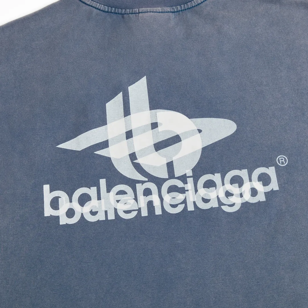 🅿️170 9115# Detailed picture Top version [[BALENCIA*GA] official website quality Paris new phantom double LOGO printed short-sleeved T-shirt OS version Loose dropped shoulders Unisex style Fabric: 260g 100% cotton double yarn Process: front and rear panel printing Garment wash Distressed solid color Color: washed blue Size: XS S M L
