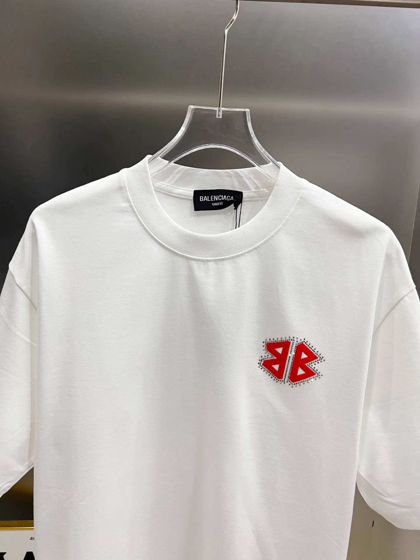🅿️190 BAL Balenciaga 2025 autumn and winter new short-sleeved T-shirt, classic logo printing + hot diamond process, same style for men and women, loose version, S M L XL XXL, five sizes, color: black, white, Angora red