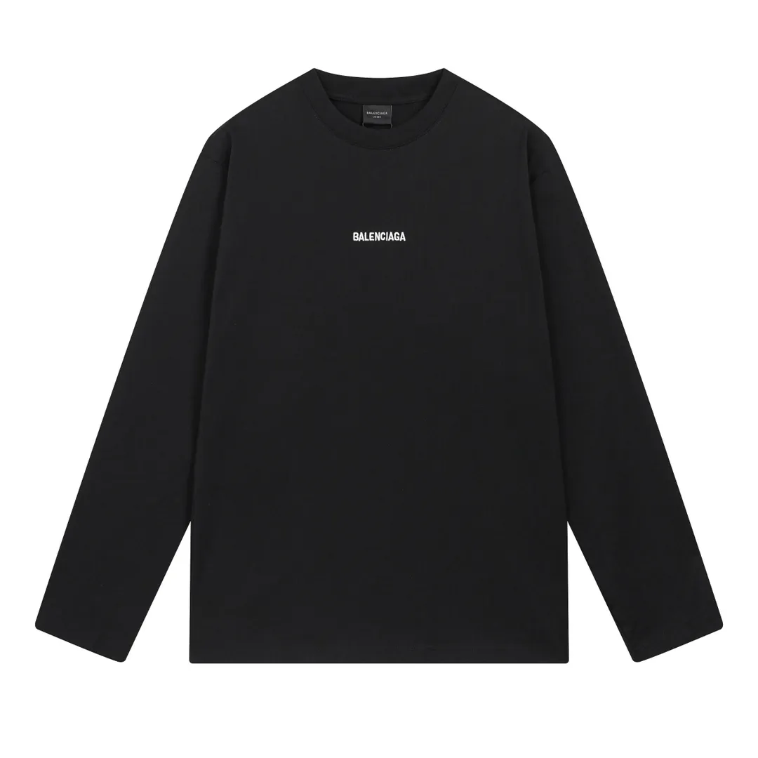 🅿️210 Real photos [Top version. Official website quality] BALENCI*GA/Paris #Classic style. Classic letter embroidered long-sleeved T-shirt on the front and back #2024 spring and autumn brick cabinet synchronization.                       The fabric is made of Paris ZP custom-woven and dyed cotton double yarn, weighing 260 grams. The cloth surface is clean. The cloth pattern is clear, soft and comfortable. The threads are dyed with no color difference. The classic letters are embroidered with an imported embroidery machine. The letters are clear and the effect is three-dimensional, restoring the brick cabinet. The version adopts the OS loose shoulder style. The same style for men and women. Coding: BL235067 Color: black, white, smoke gray Size: XS S M L